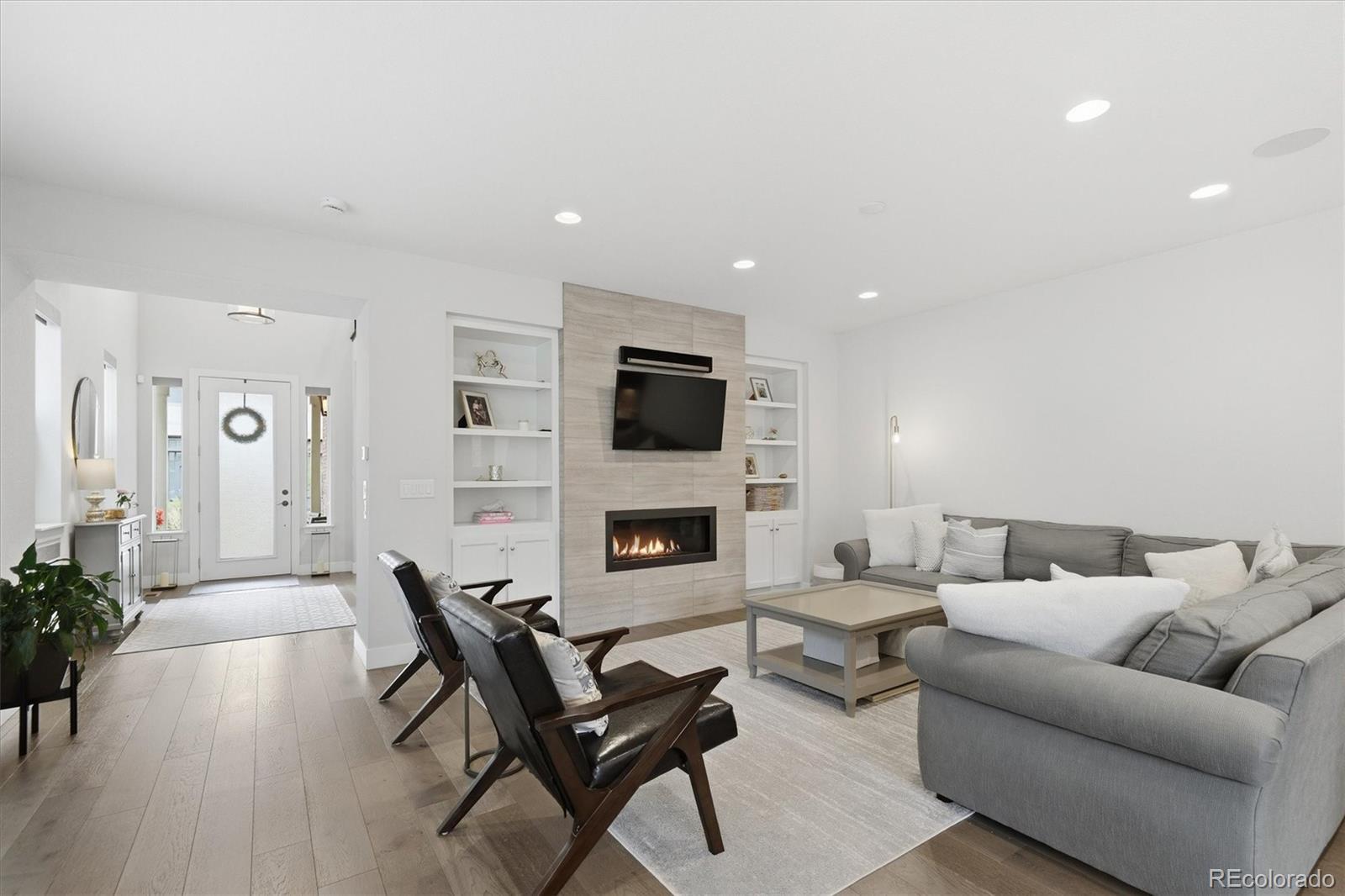 MLS Image #3 for 1164 s lincoln street,denver, Colorado