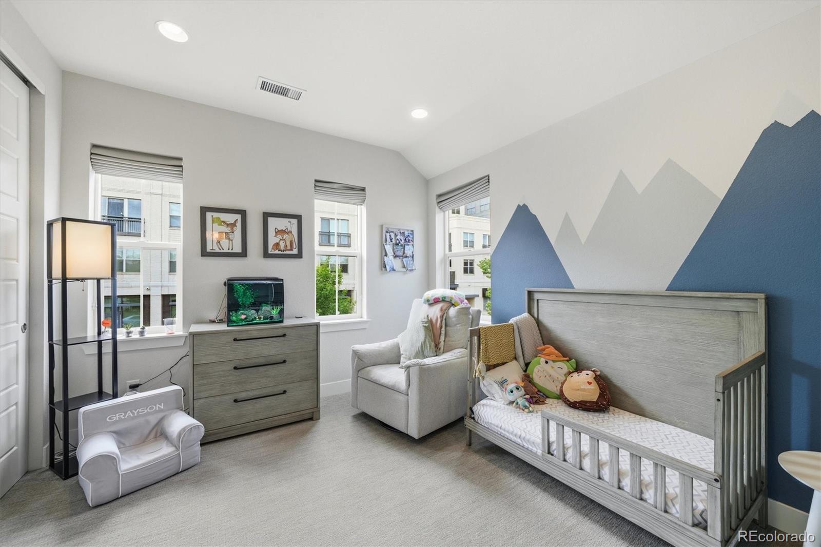 MLS Image #30 for 1164 s lincoln street,denver, Colorado