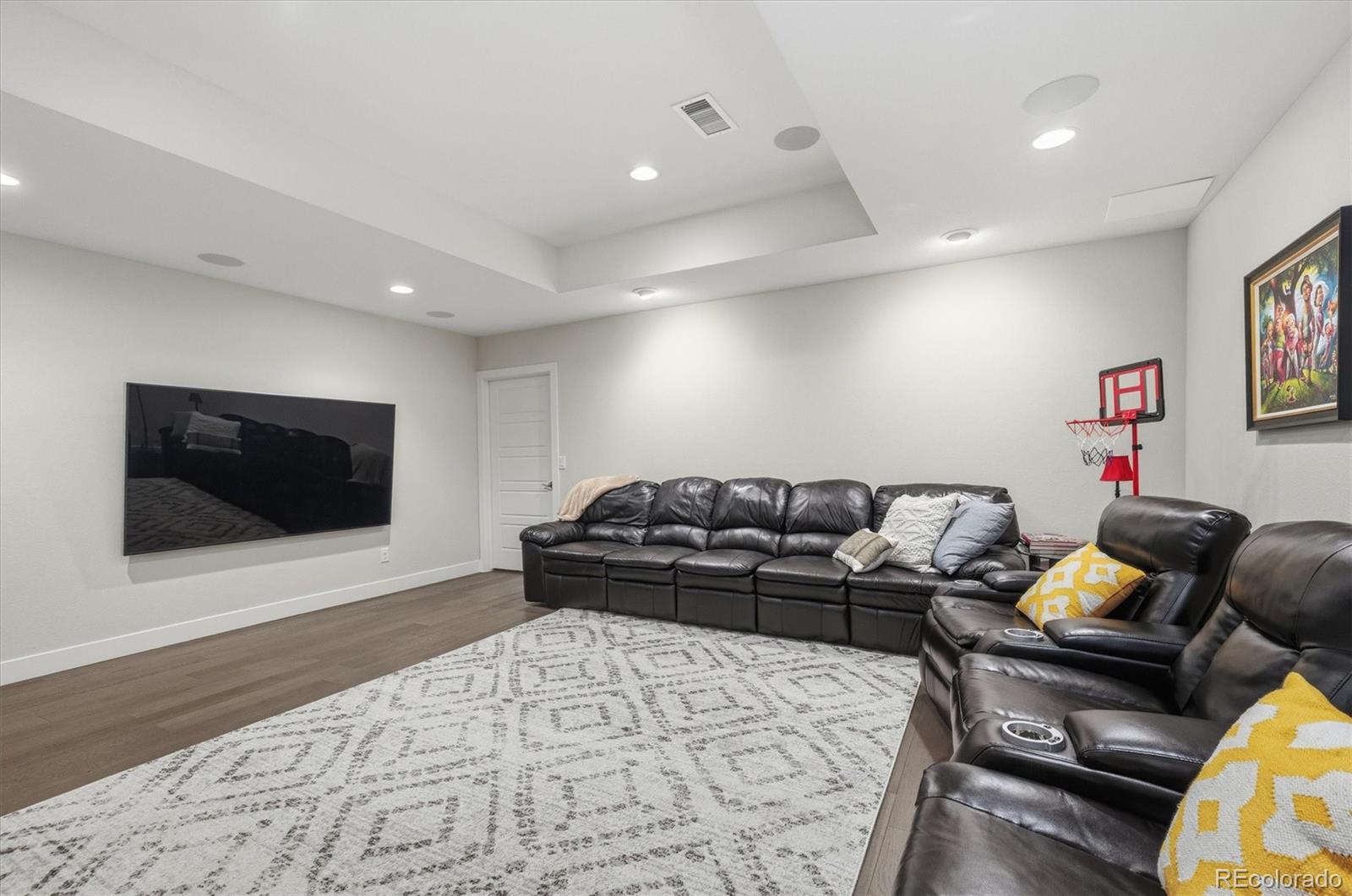 MLS Image #35 for 1164 s lincoln street,denver, Colorado
