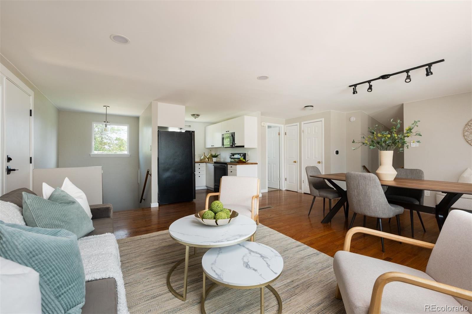MLS Image #15 for 8370  quivira drive,denver, Colorado