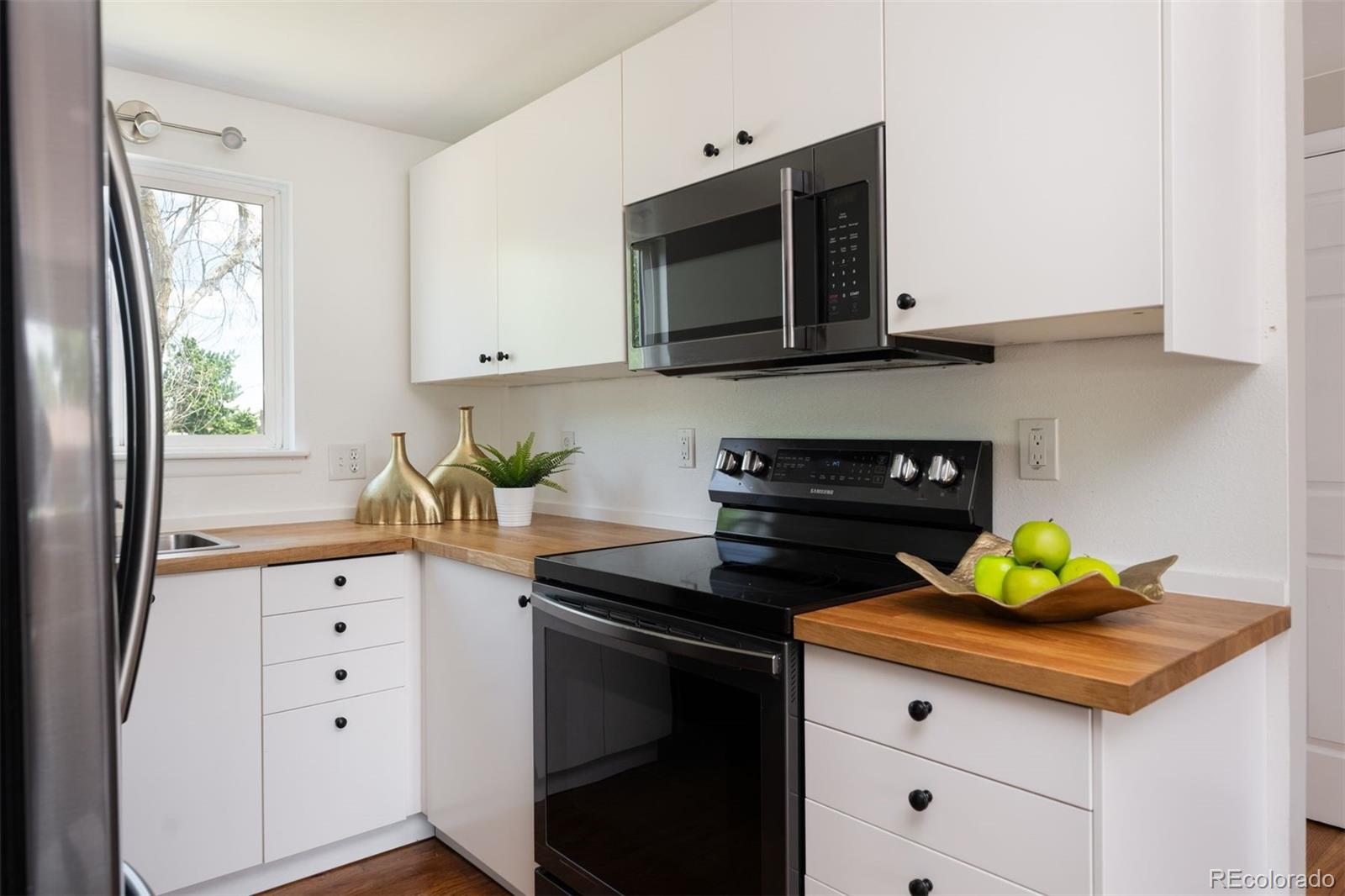MLS Image #17 for 8370  quivira drive,denver, Colorado