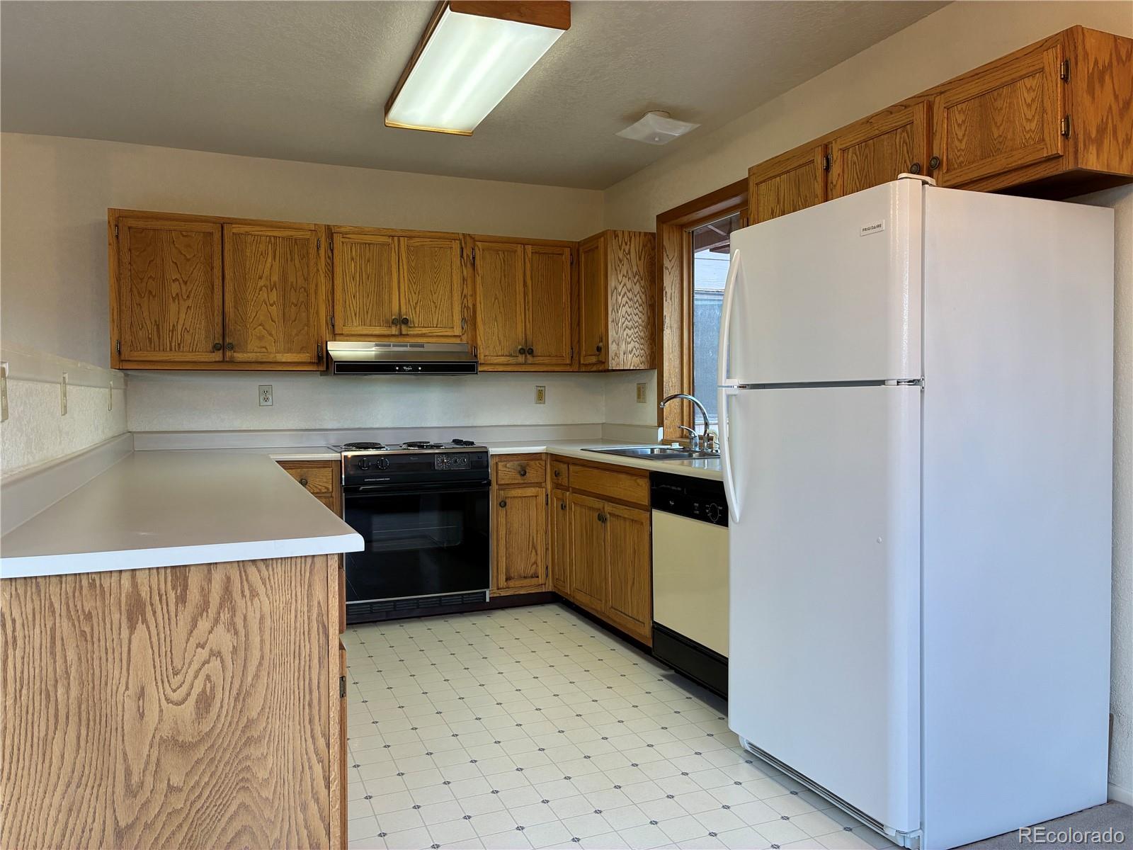 MLS Image #3 for 6951  county rd 71 ,guffey, Colorado