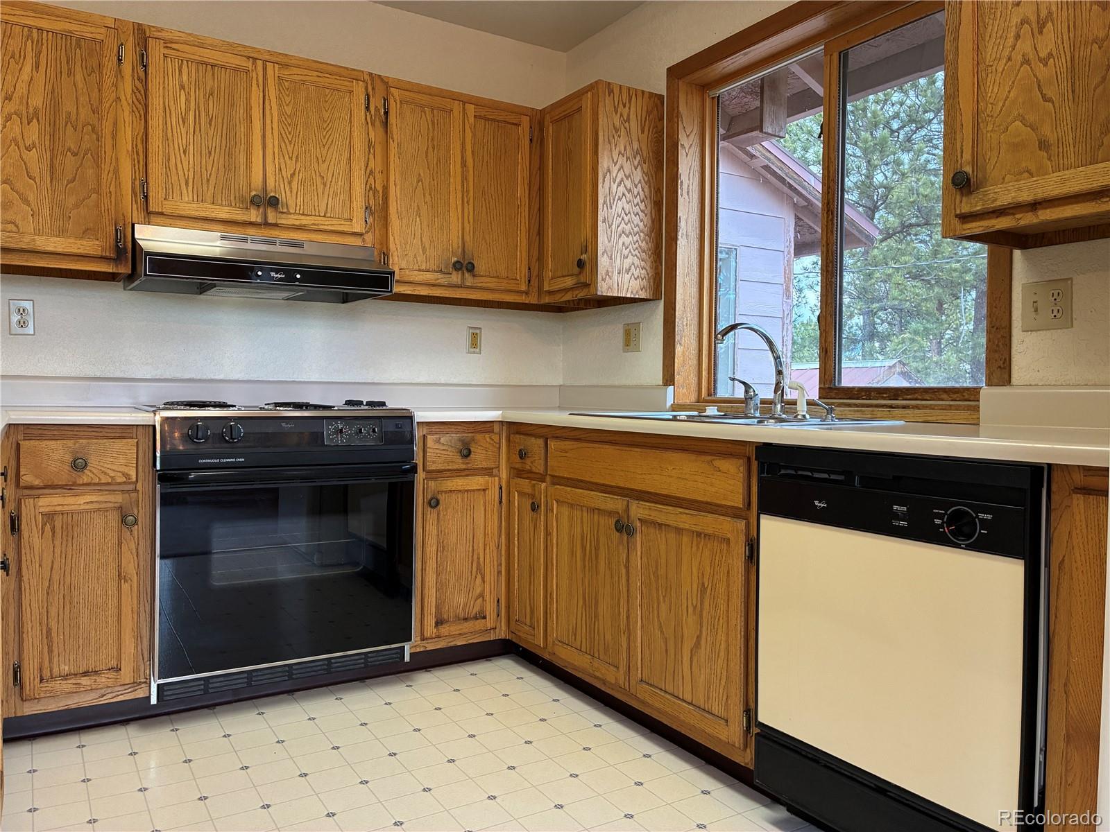 MLS Image #4 for 6951  county rd 71 ,guffey, Colorado