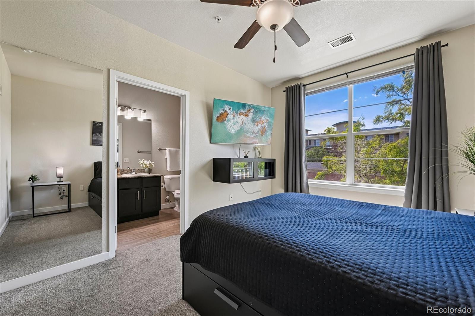MLS Image #14 for 4100  albion street 514,denver, Colorado
