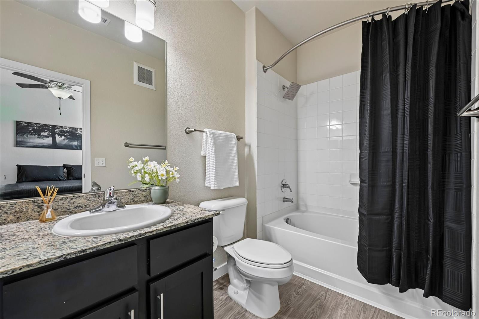 MLS Image #15 for 4100  albion street 514,denver, Colorado
