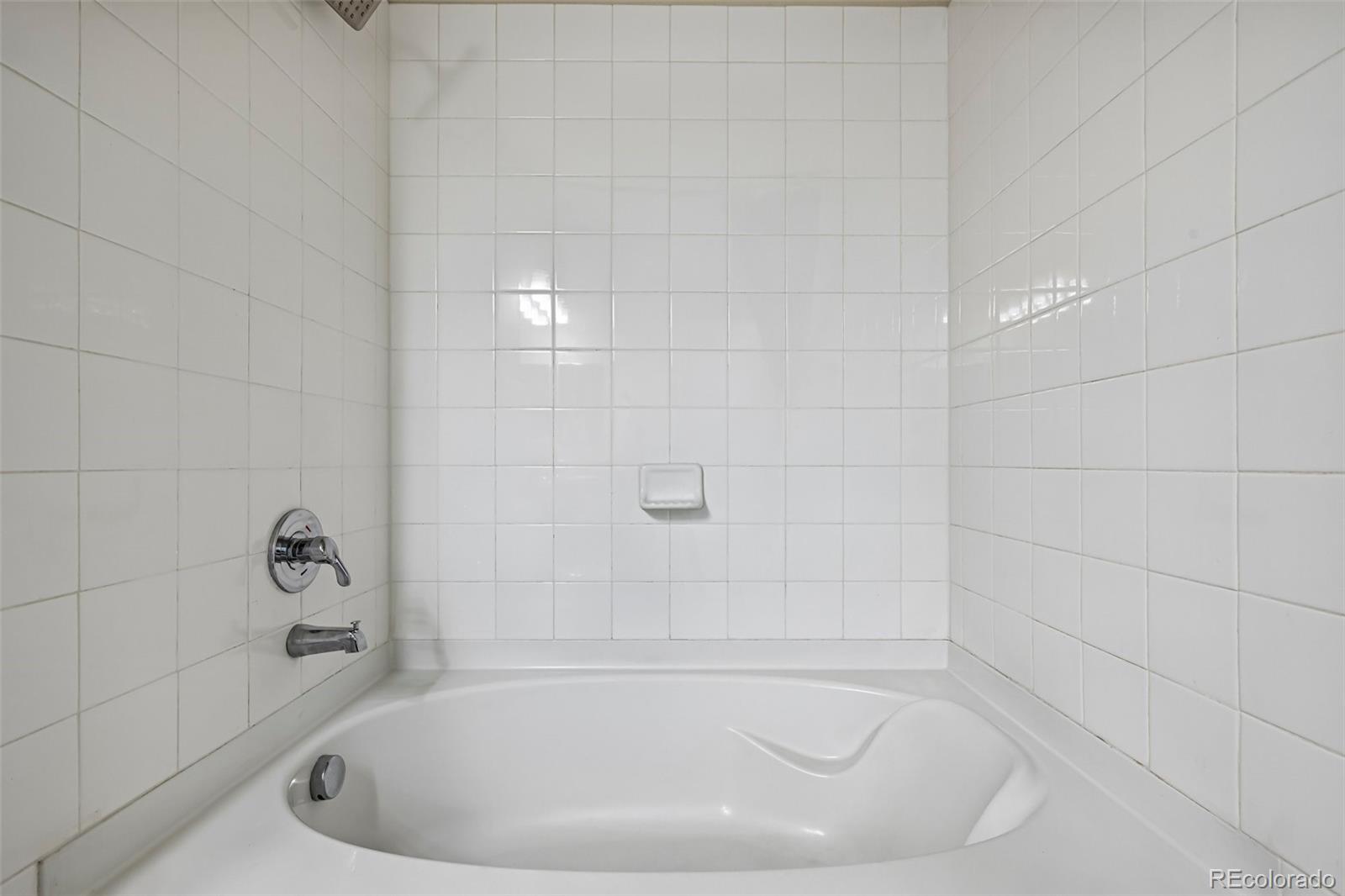 MLS Image #16 for 4100  albion street 514,denver, Colorado