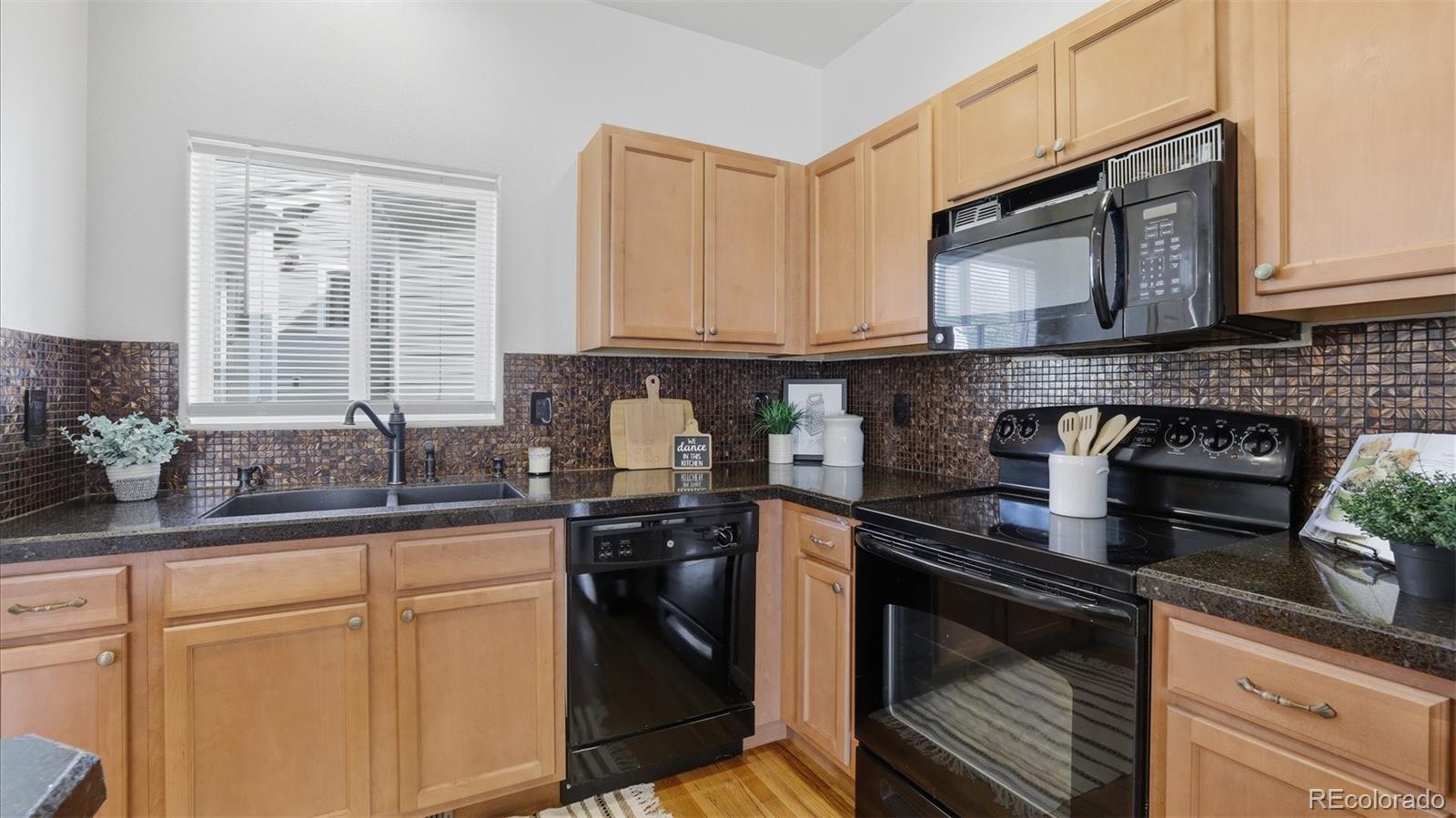 MLS Image #13 for 2199  squawbush ridge grove ,colorado springs, Colorado