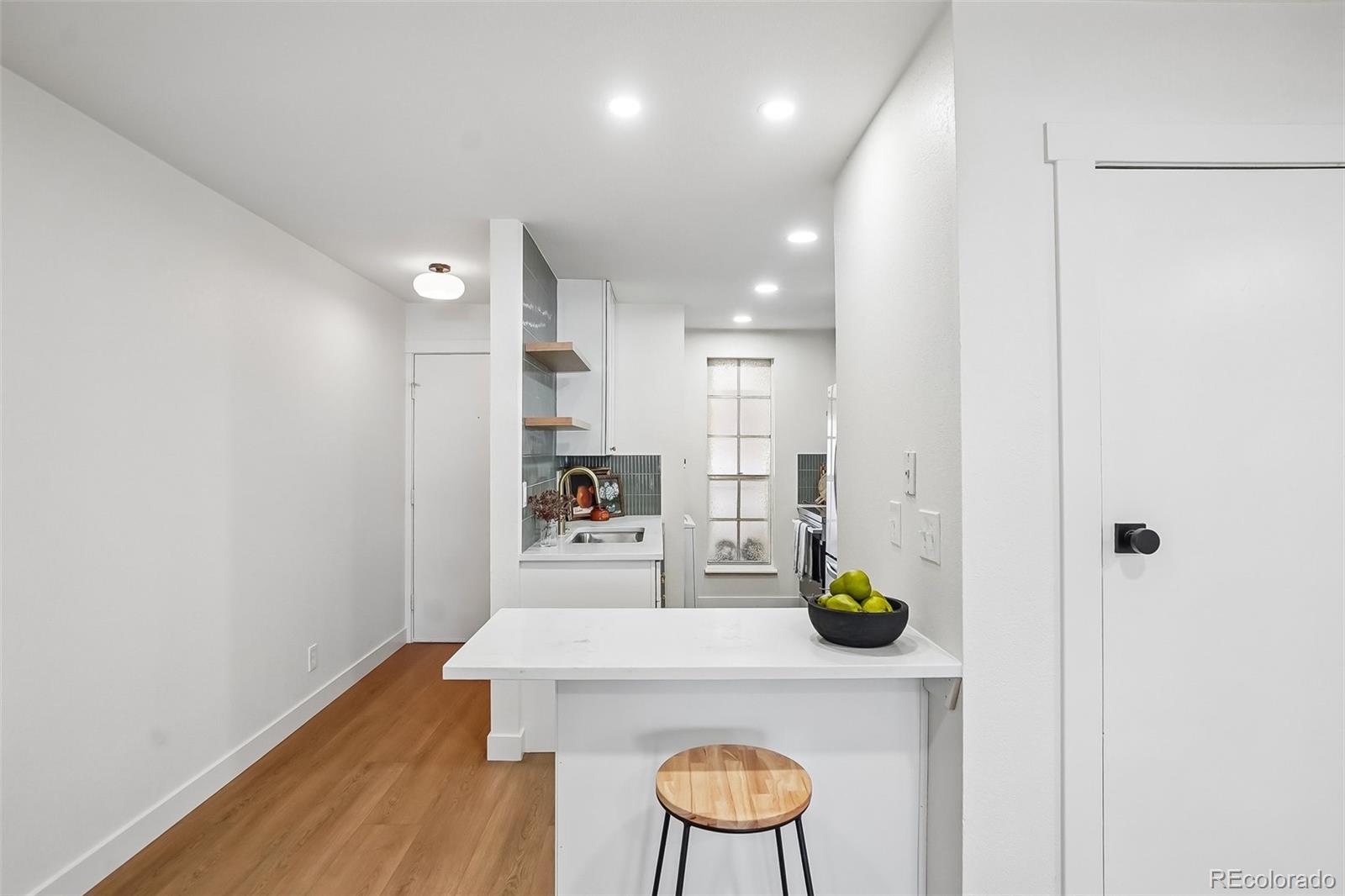 MLS Image #11 for 865 s quebec street 303b,denver, Colorado