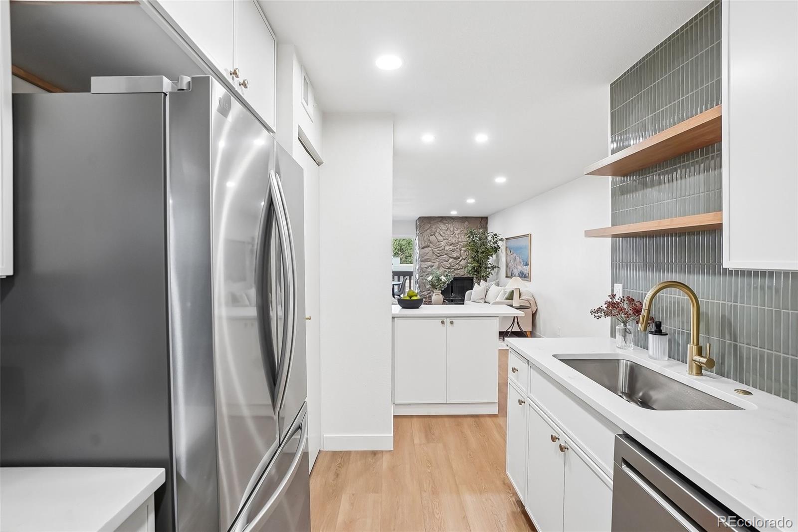 MLS Image #15 for 865 s quebec street 303b,denver, Colorado