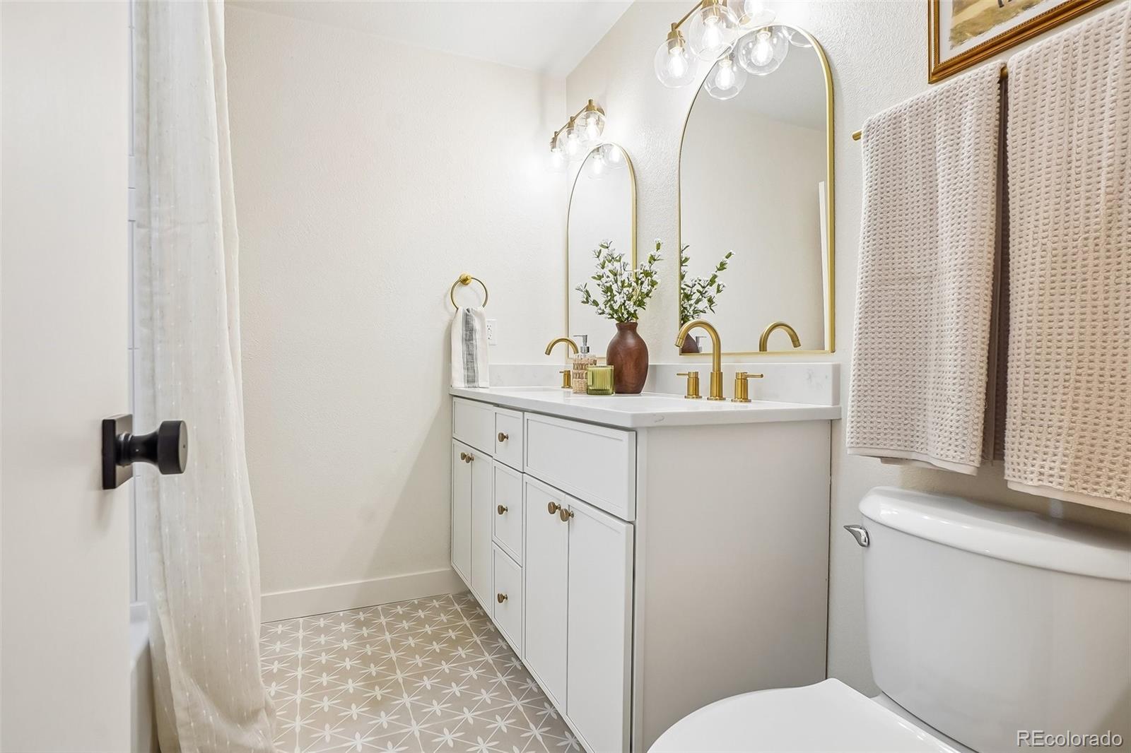 MLS Image #20 for 865 s quebec street 303b,denver, Colorado