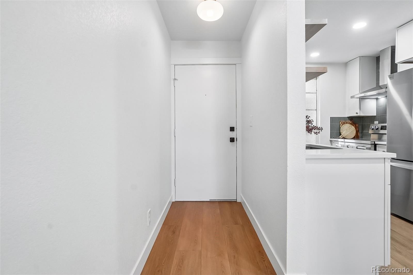 MLS Image #5 for 865 s quebec street 303b,denver, Colorado