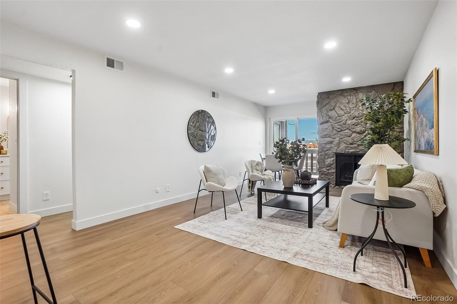 MLS Image #7 for 865 s quebec street 303b,denver, Colorado