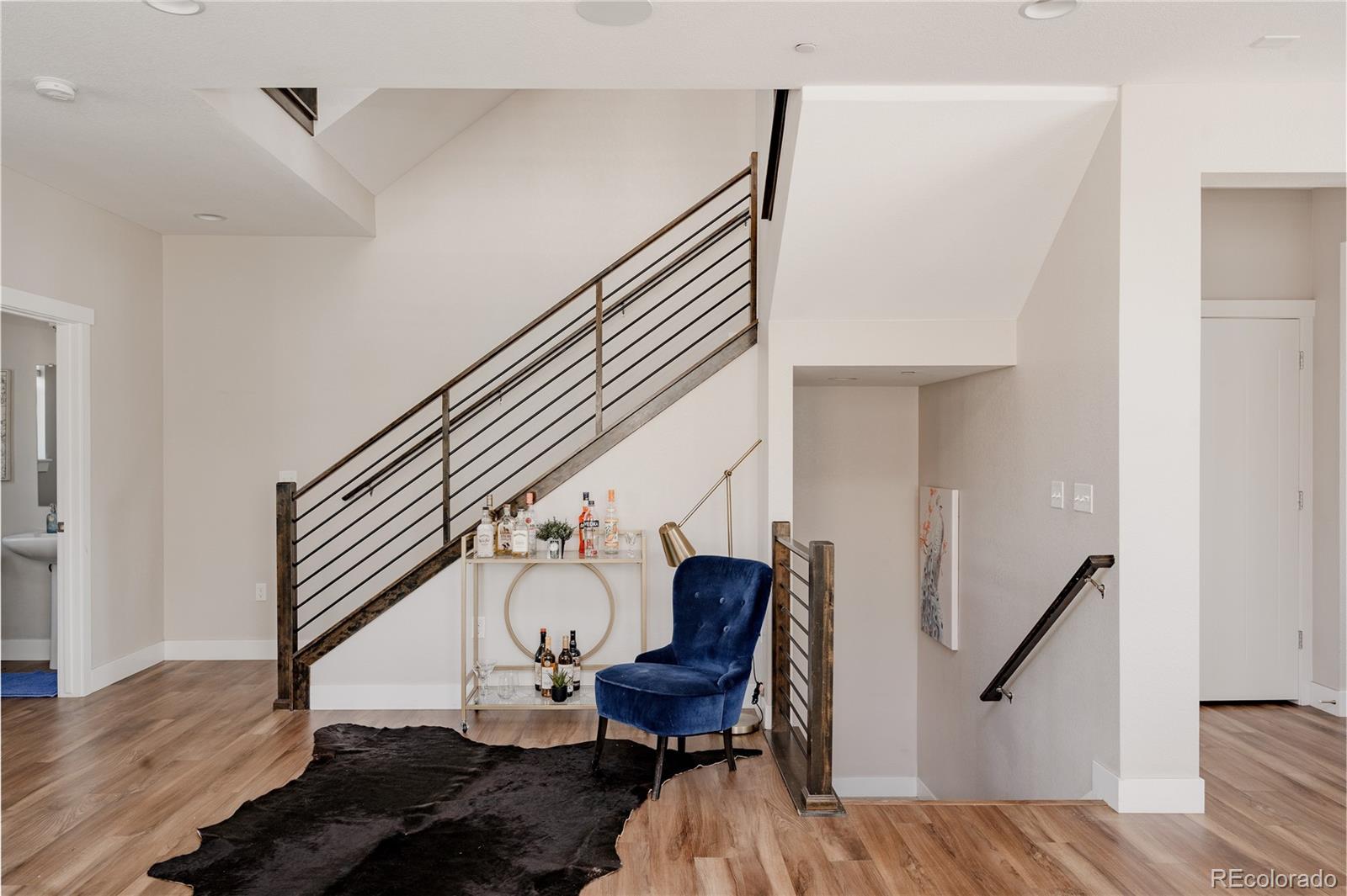 MLS Image #16 for 8952 e 47th avenue,denver, Colorado
