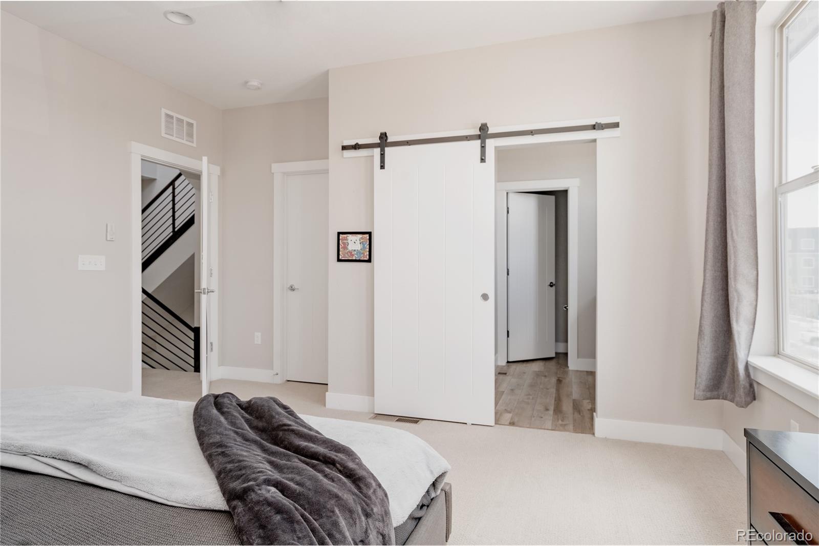 MLS Image #20 for 8952 e 47th avenue,denver, Colorado