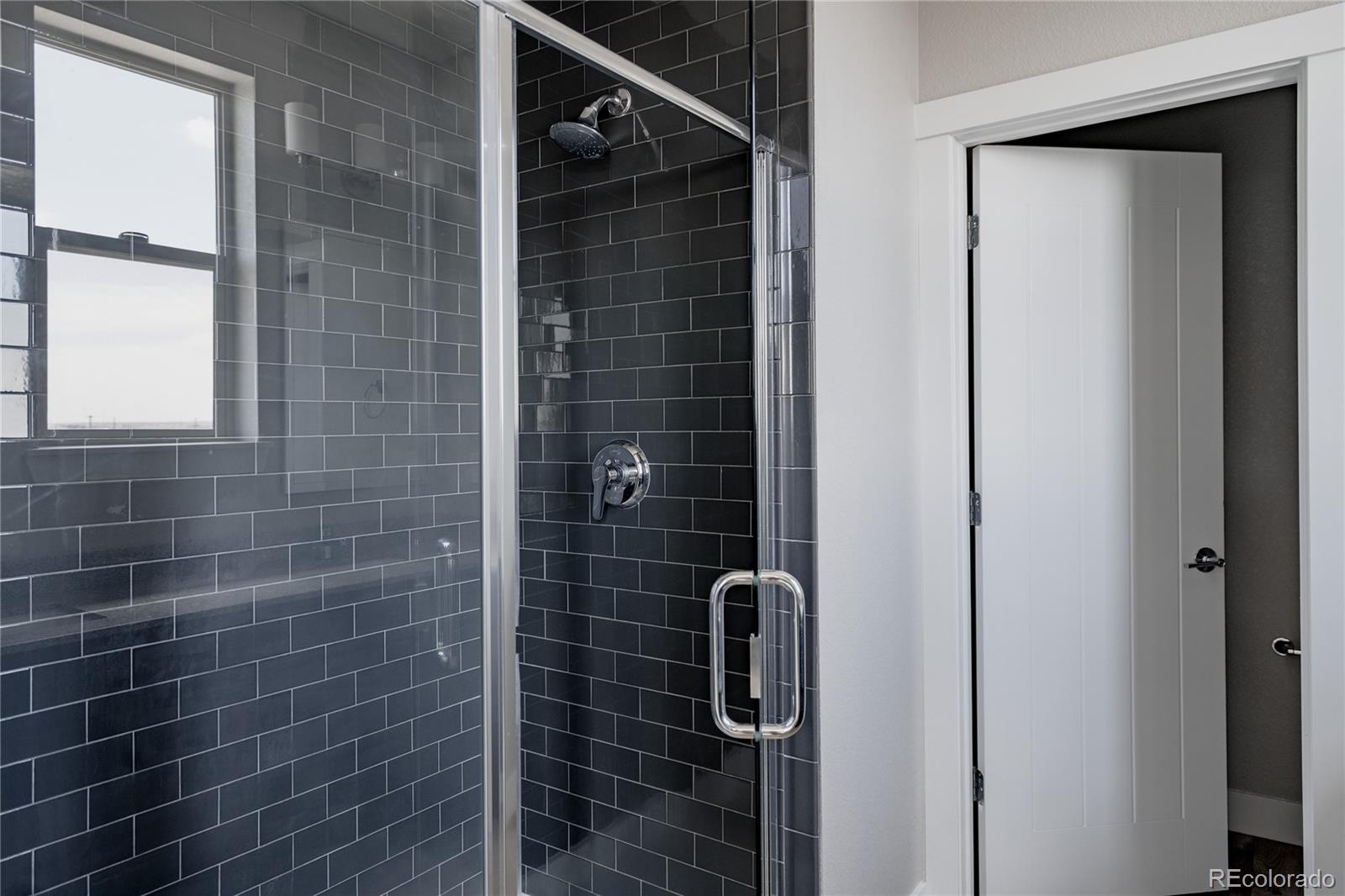 MLS Image #22 for 8952 e 47th avenue,denver, Colorado