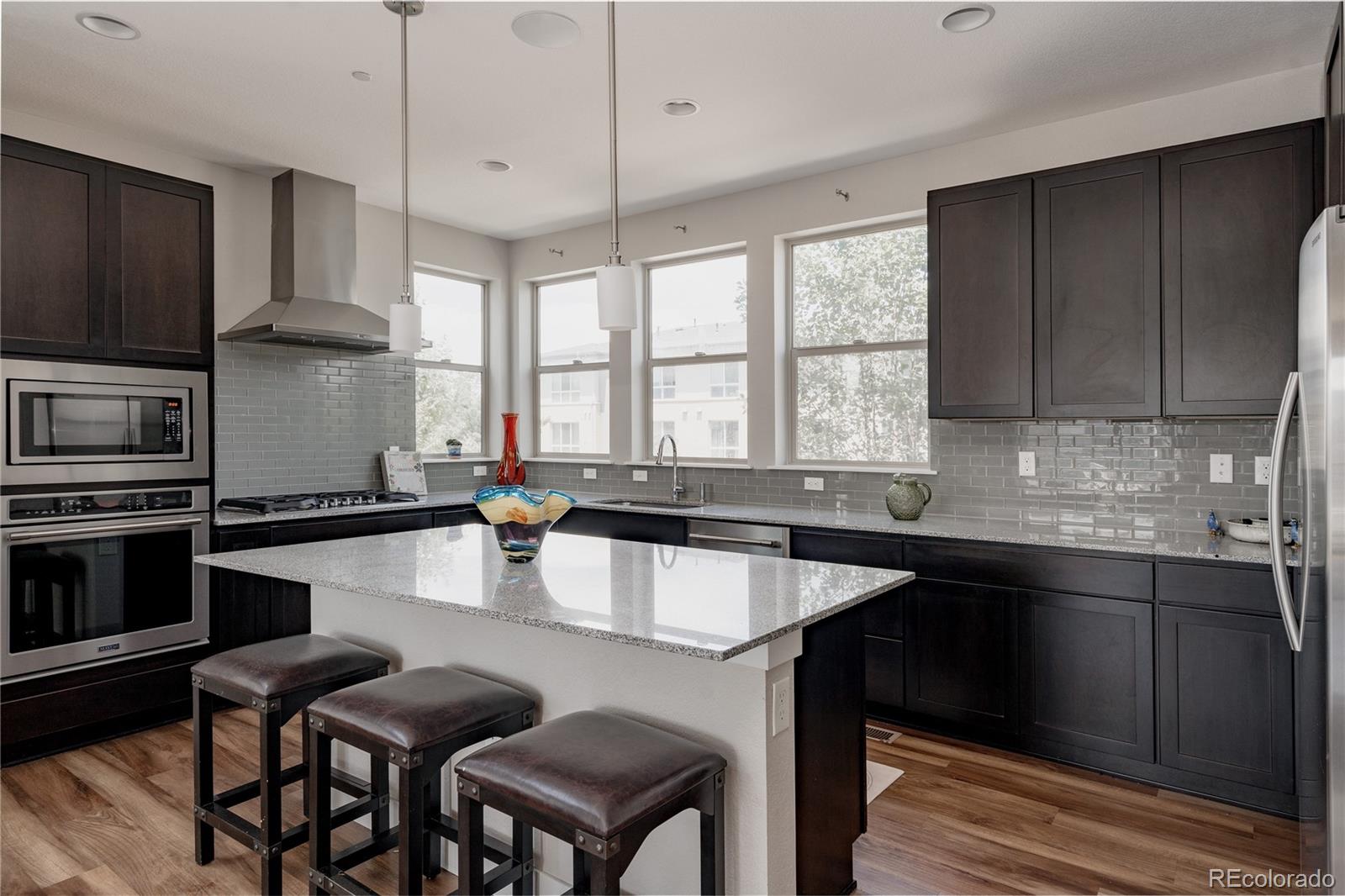 MLS Image #6 for 8952 e 47th avenue,denver, Colorado