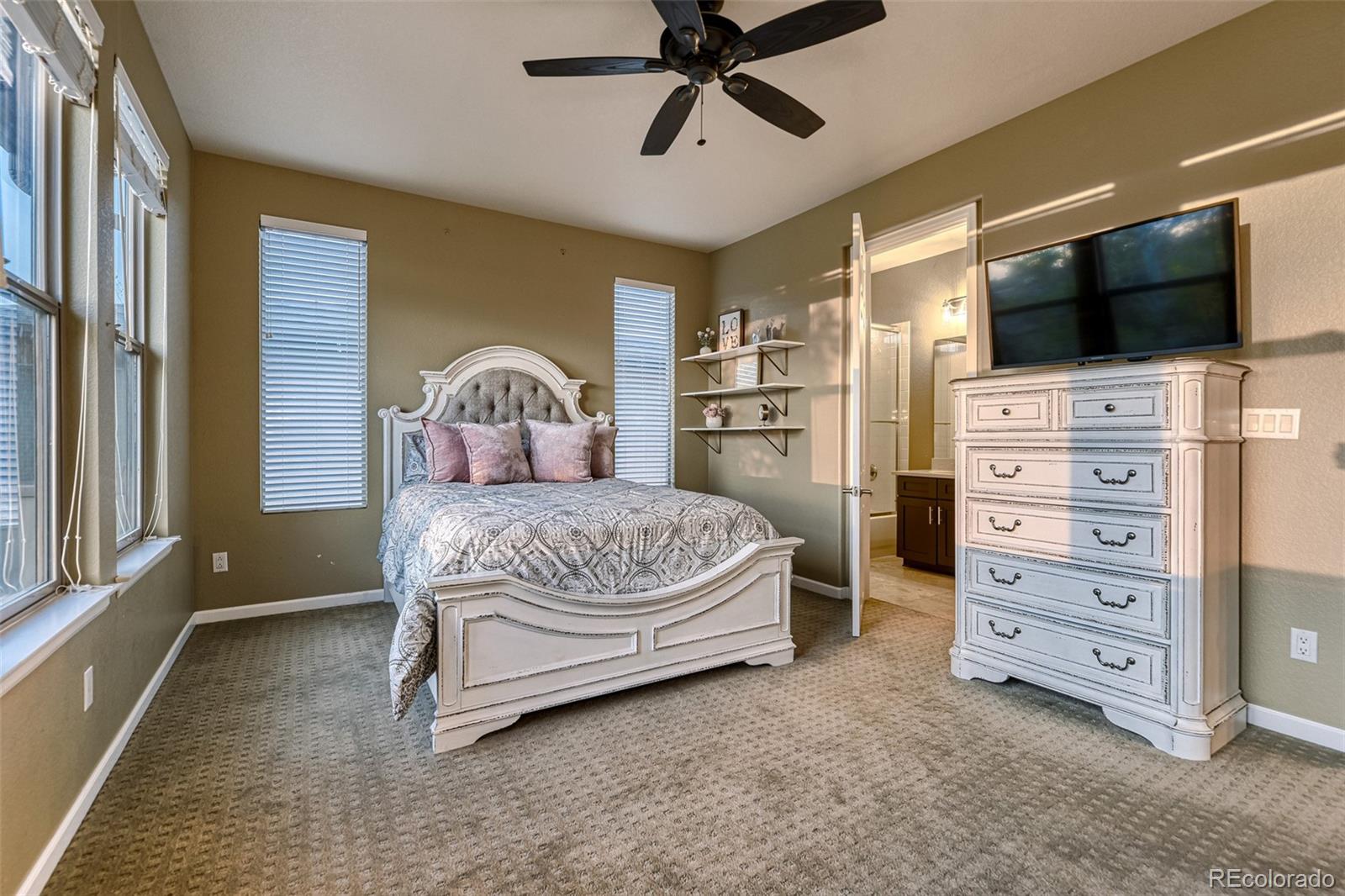 MLS Image #23 for 25021 e indore place,aurora, Colorado