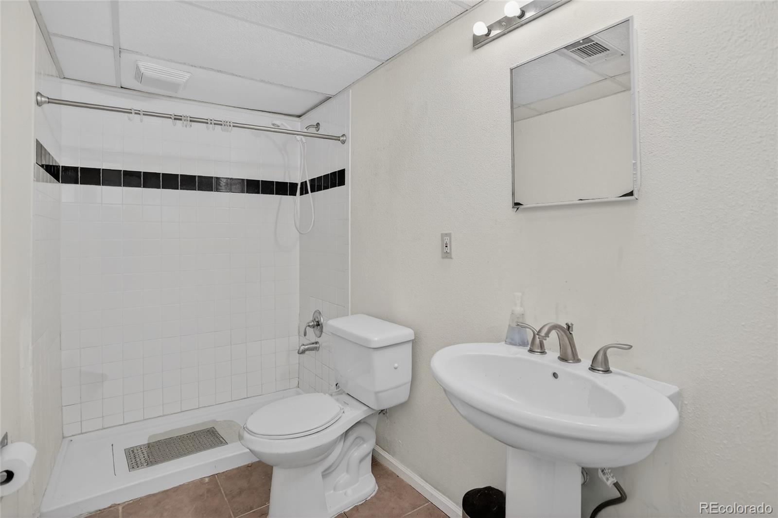 MLS Image #42 for 5853 s quemoy ,centennial, Colorado