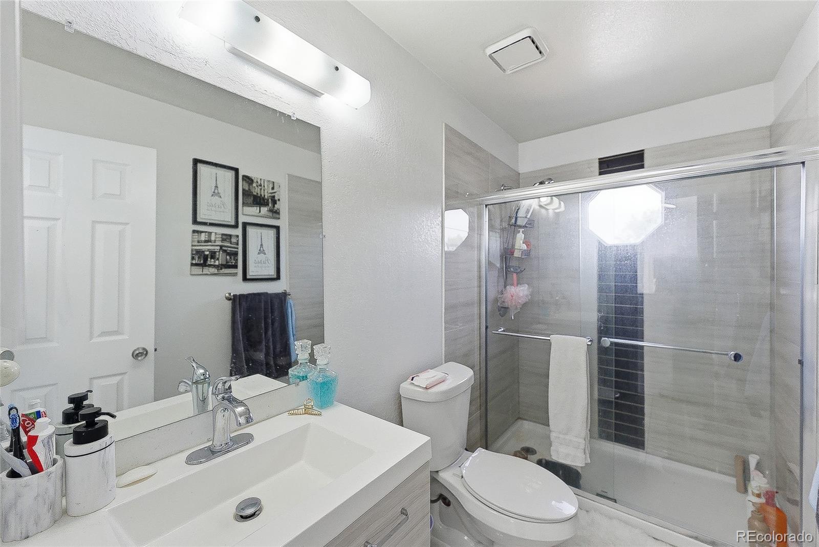 MLS Image #14 for 4331  del rio court,denver, Colorado