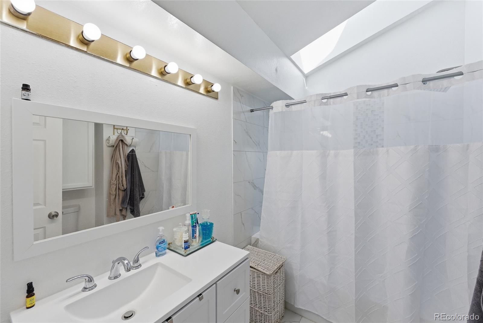 MLS Image #15 for 4331  del rio court,denver, Colorado