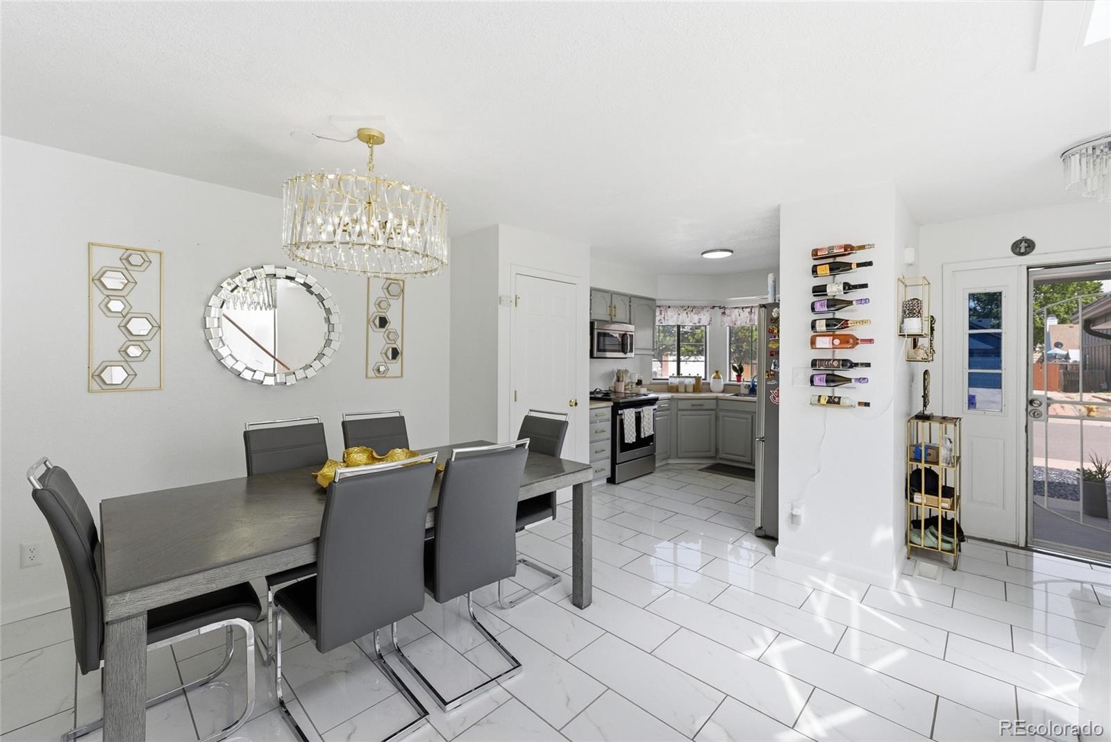 MLS Image #5 for 4331  del rio court,denver, Colorado