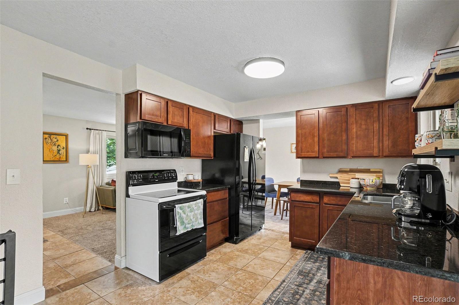 MLS Image #4 for 7506  beech court,arvada, Colorado