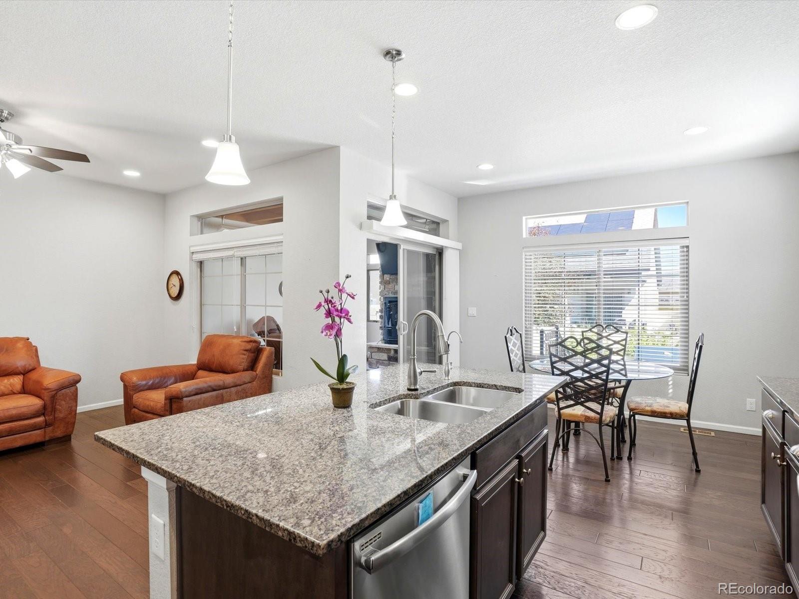 MLS Image #7 for 19983 e 54th avenue,denver, Colorado