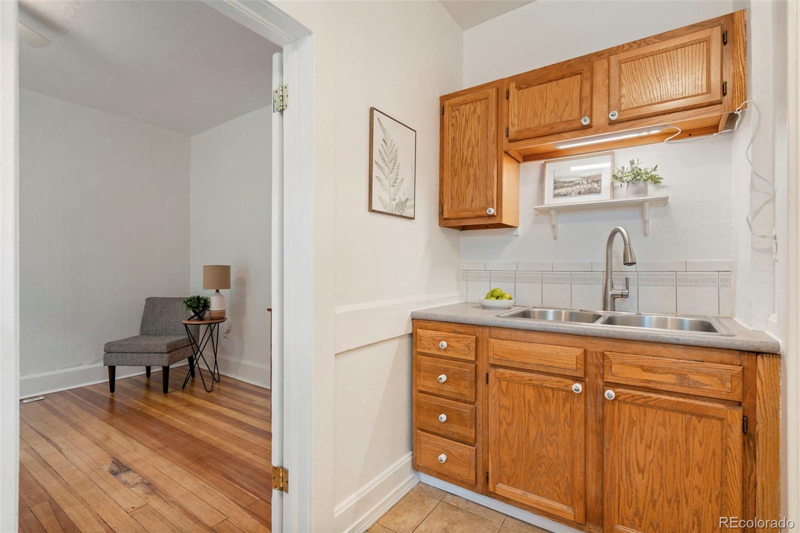 MLS Image #26 for 1808 s pennsylvania street,denver, Colorado