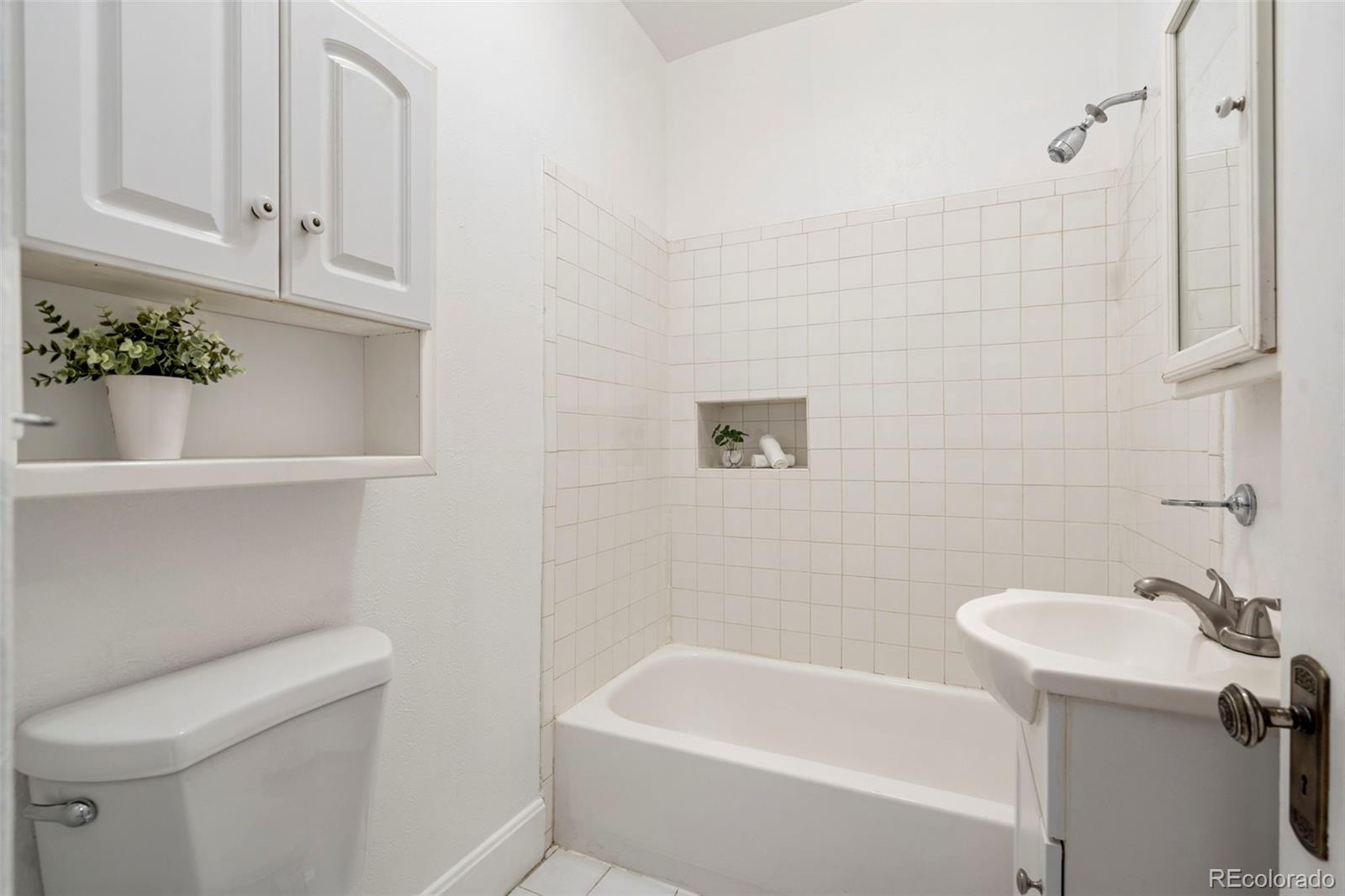 MLS Image #33 for 1808 s pennsylvania street,denver, Colorado
