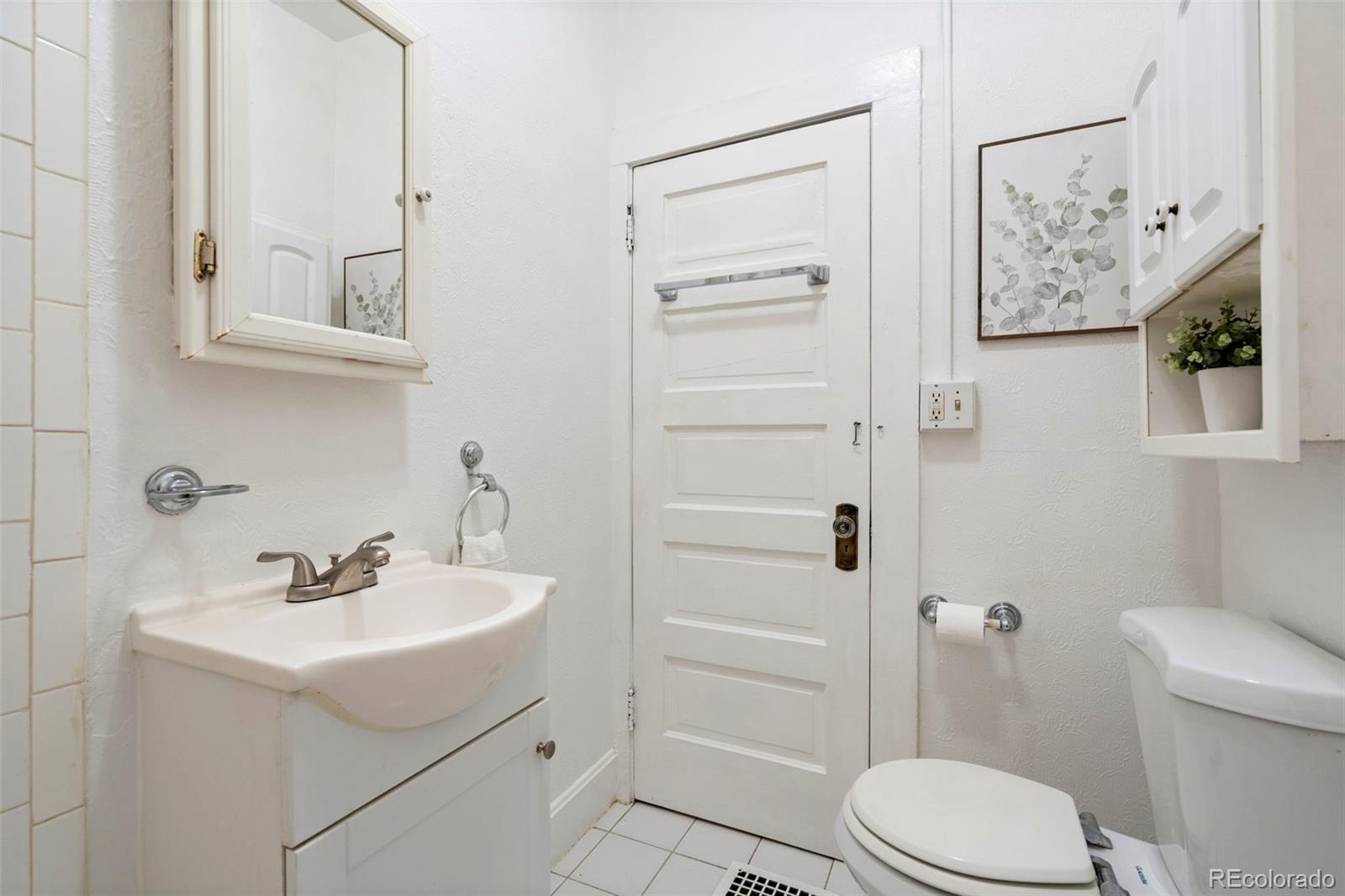 MLS Image #34 for 1808 s pennsylvania street,denver, Colorado