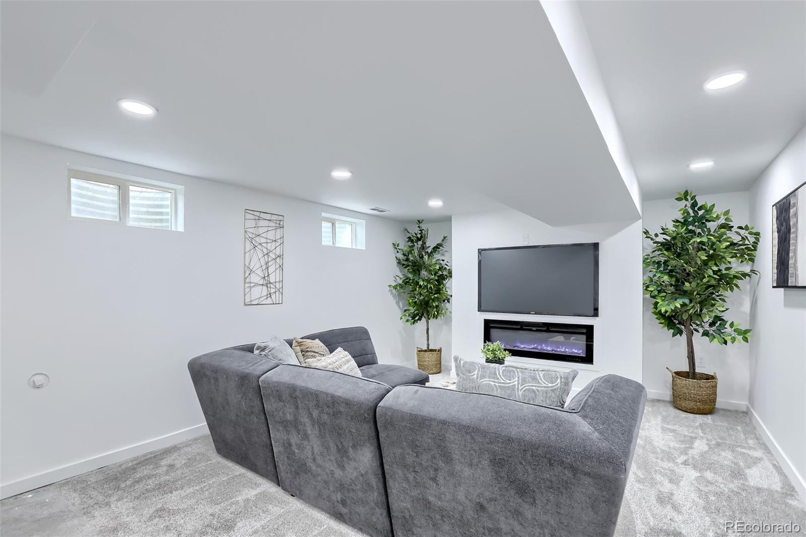 MLS Image #18 for 909 e 9th avenue,broomfield, Colorado