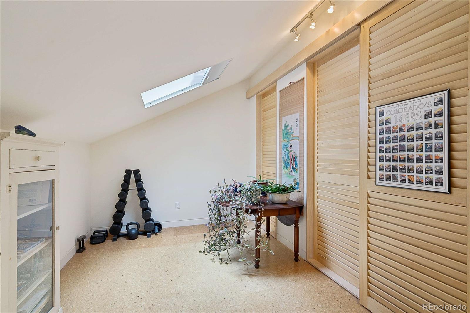 MLS Image #17 for 299  spruce court,boulder, Colorado