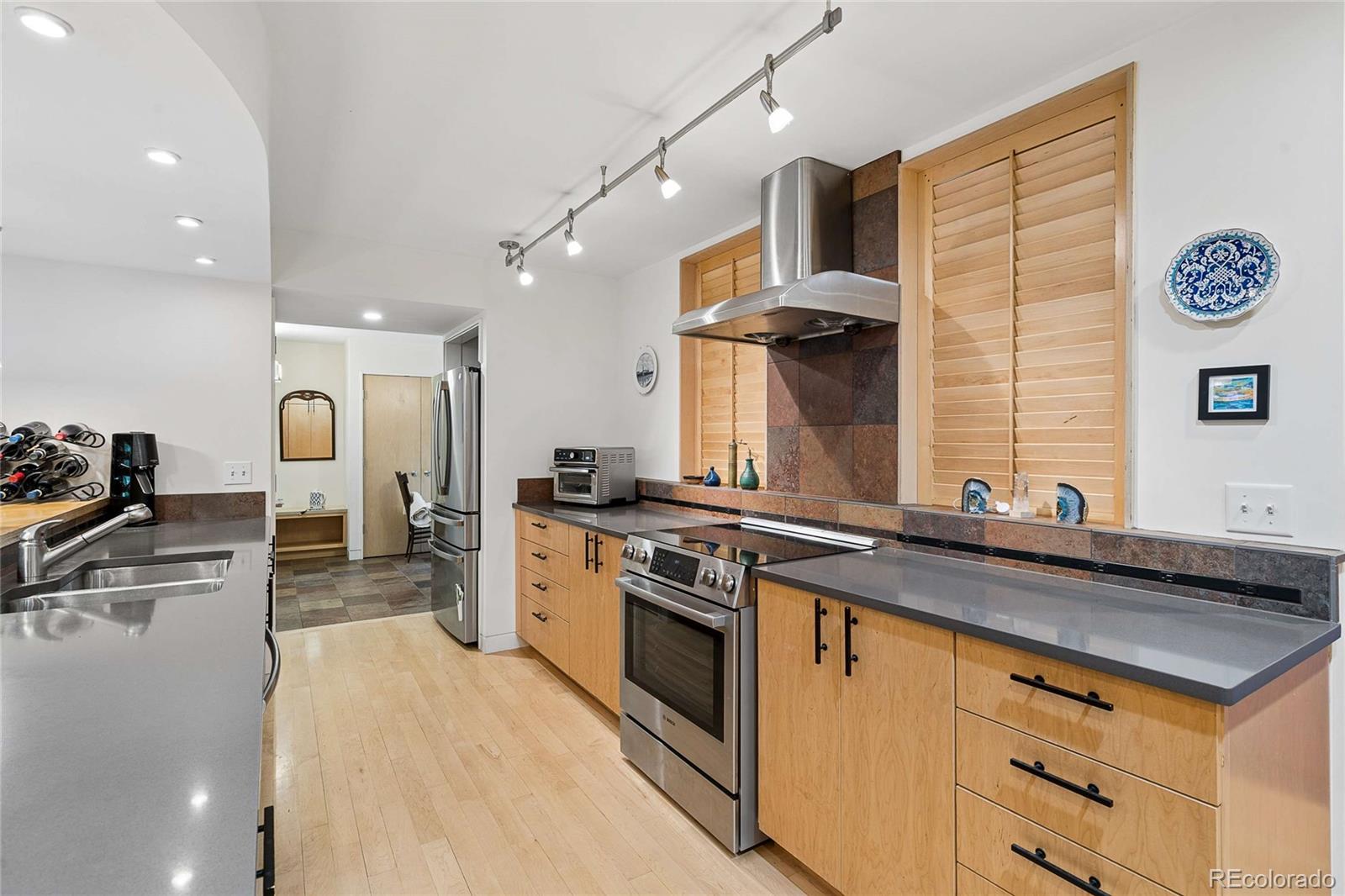 MLS Image #7 for 299  spruce court,boulder, Colorado