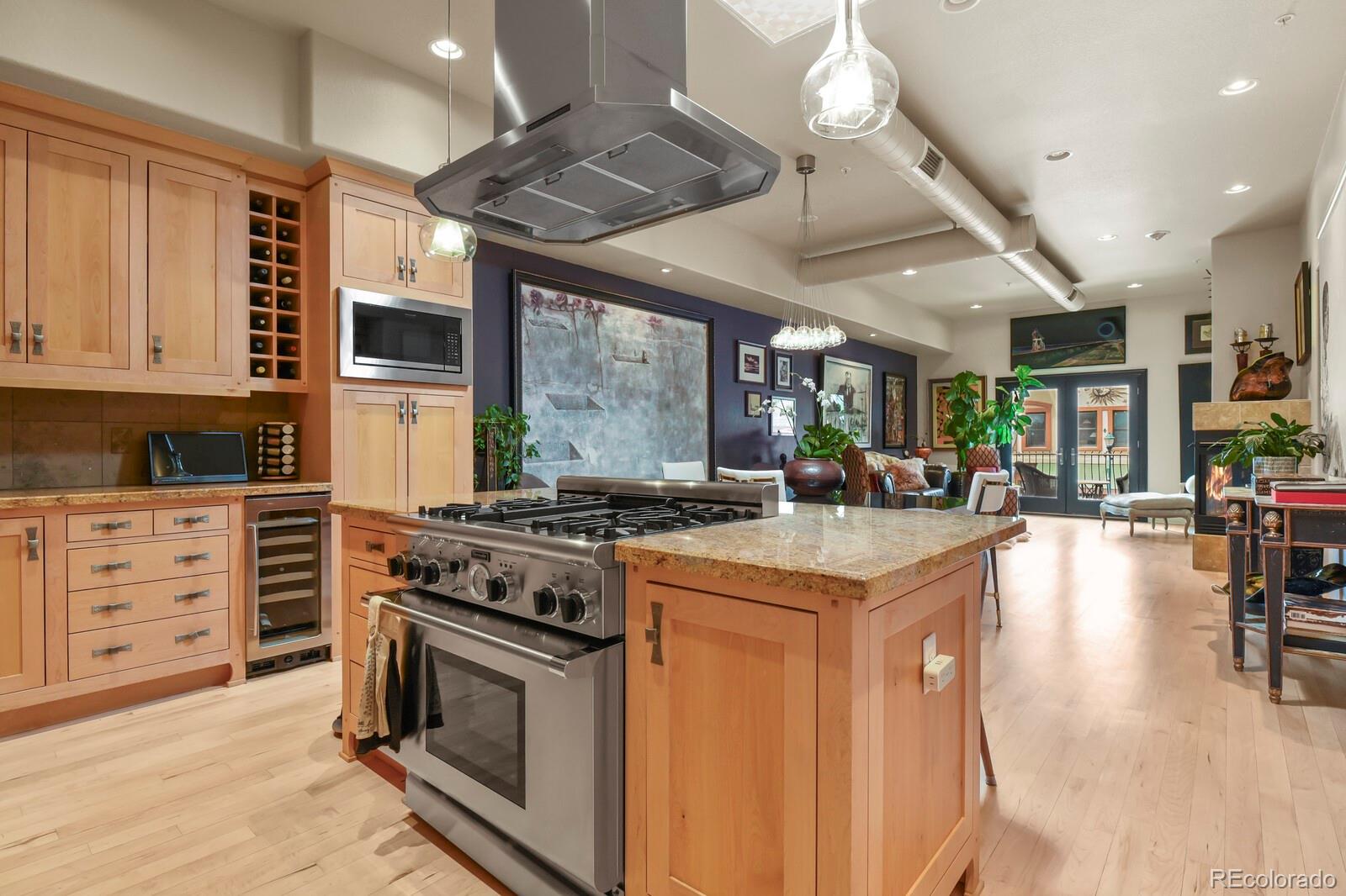 MLS Image #3 for 319 n tejon street 204,colorado springs, Colorado