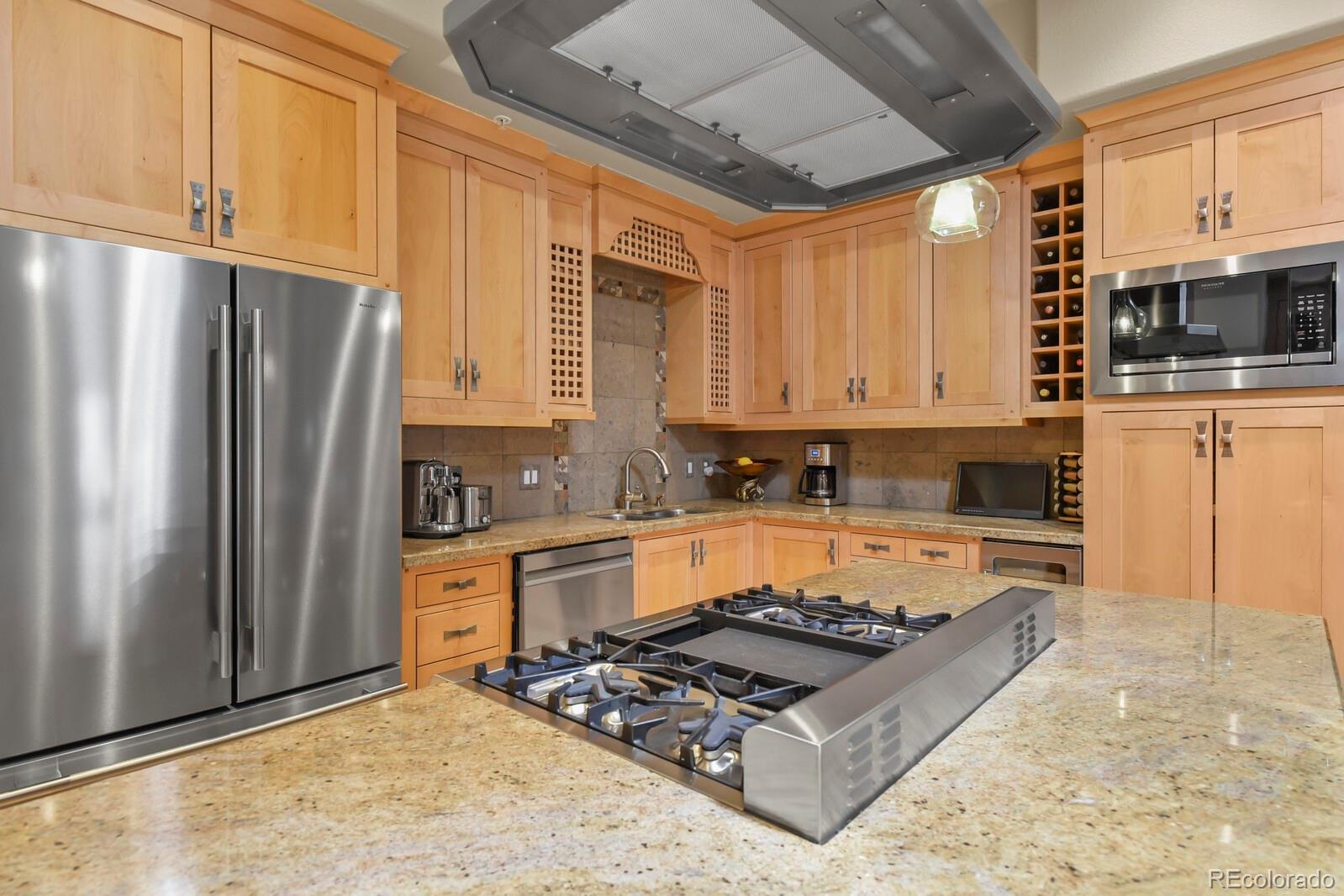 MLS Image #5 for 319 n tejon street 204,colorado springs, Colorado