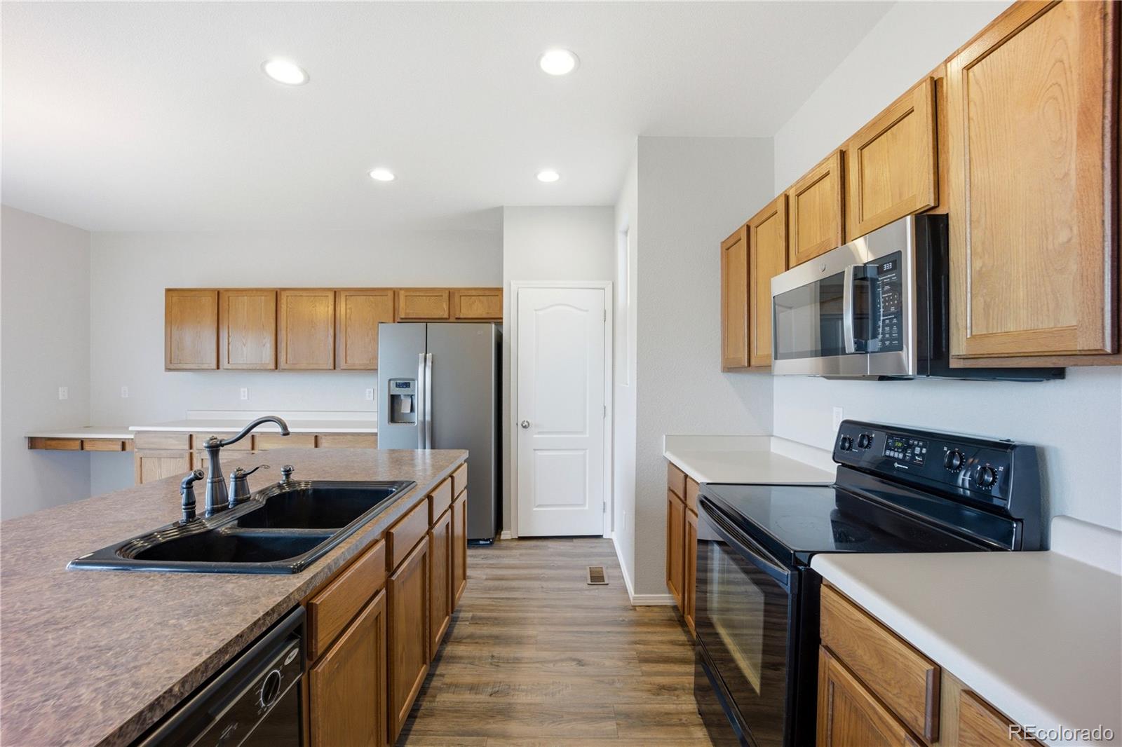 MLS Image #3 for 6507  silverwind circle,colorado springs, Colorado