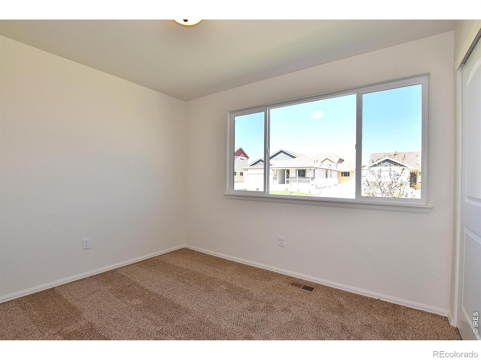MLS Image #35 for 2381  juno lane,johnstown, Colorado