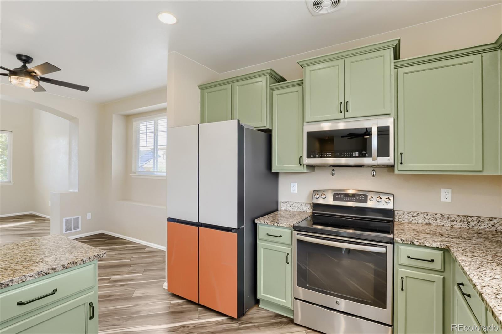 MLS Image #10 for 19663 e 63rd place,aurora, Colorado