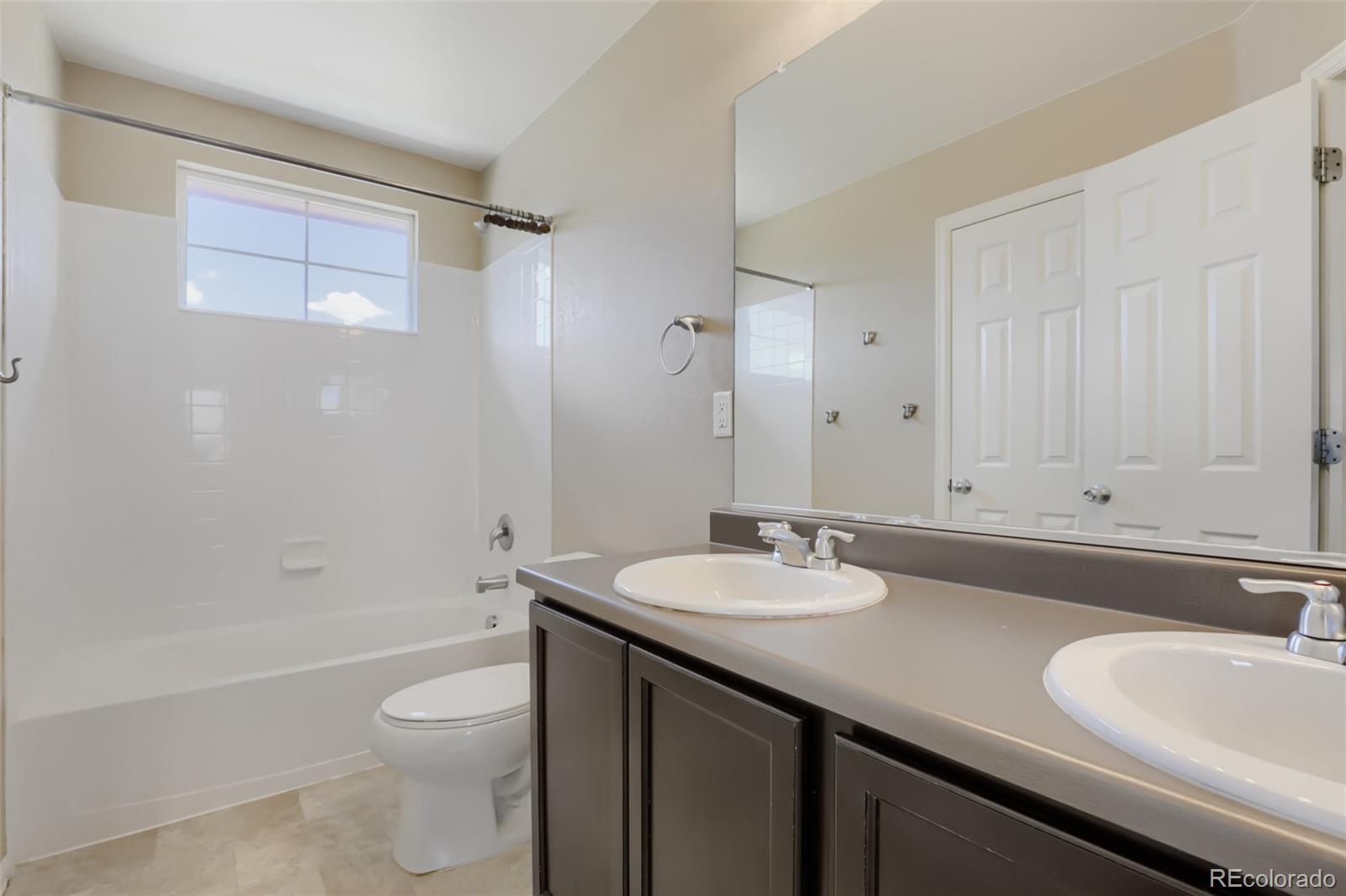 MLS Image #15 for 19663 e 63rd place,aurora, Colorado