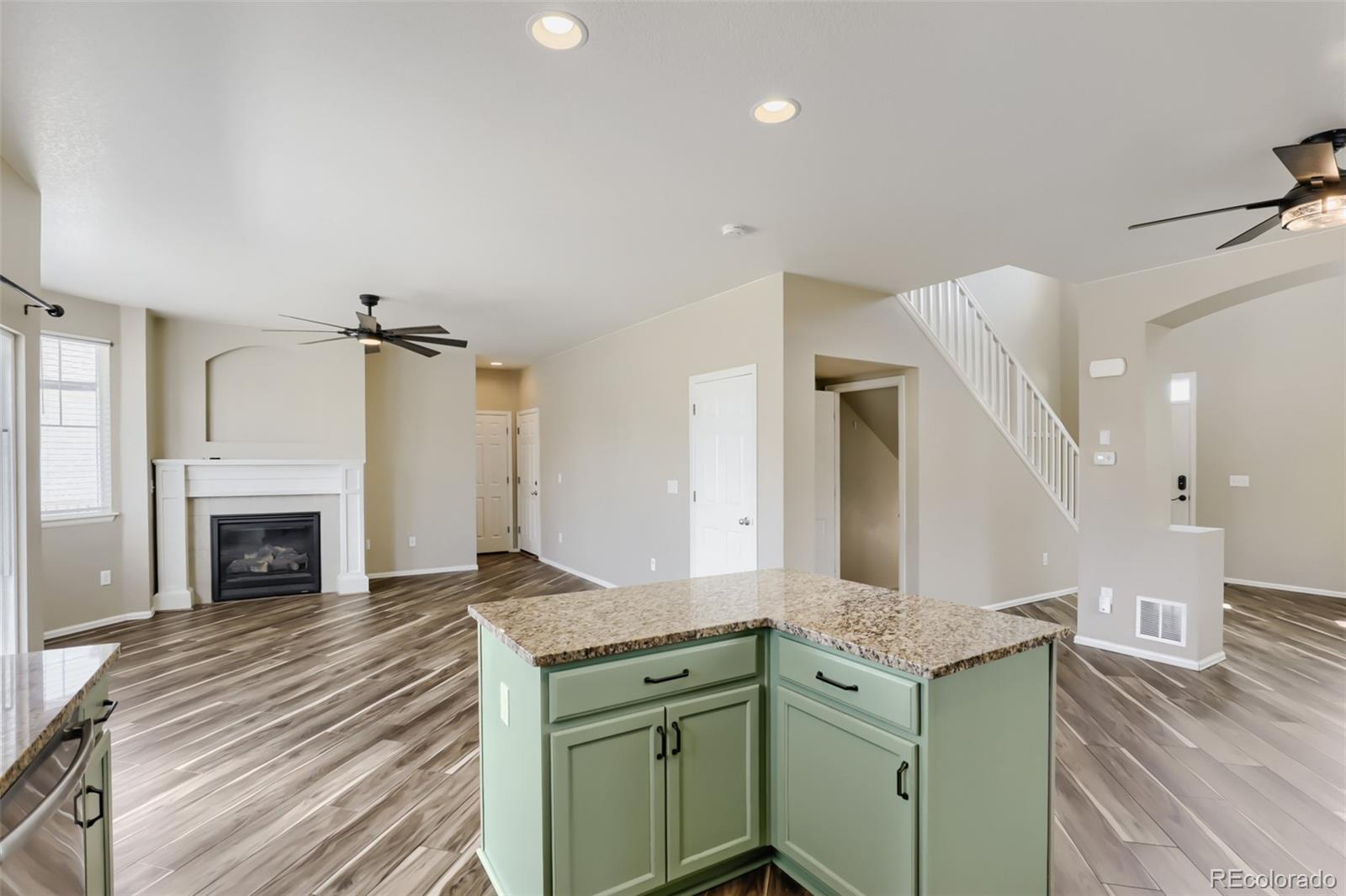 MLS Image #8 for 19663 e 63rd place,aurora, Colorado