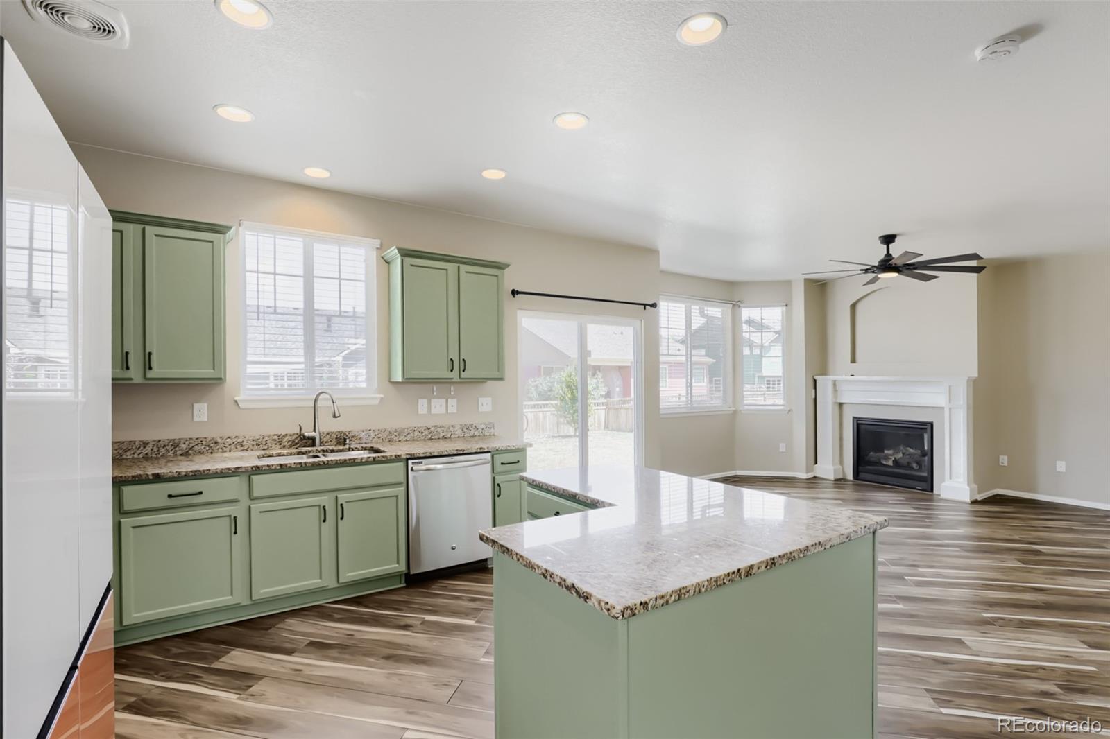 MLS Image #9 for 19663 e 63rd place,aurora, Colorado