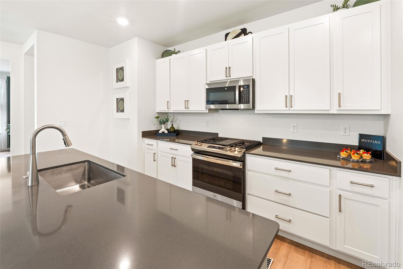 MLS Image #15 for 16309  st paul drive,thornton, Colorado