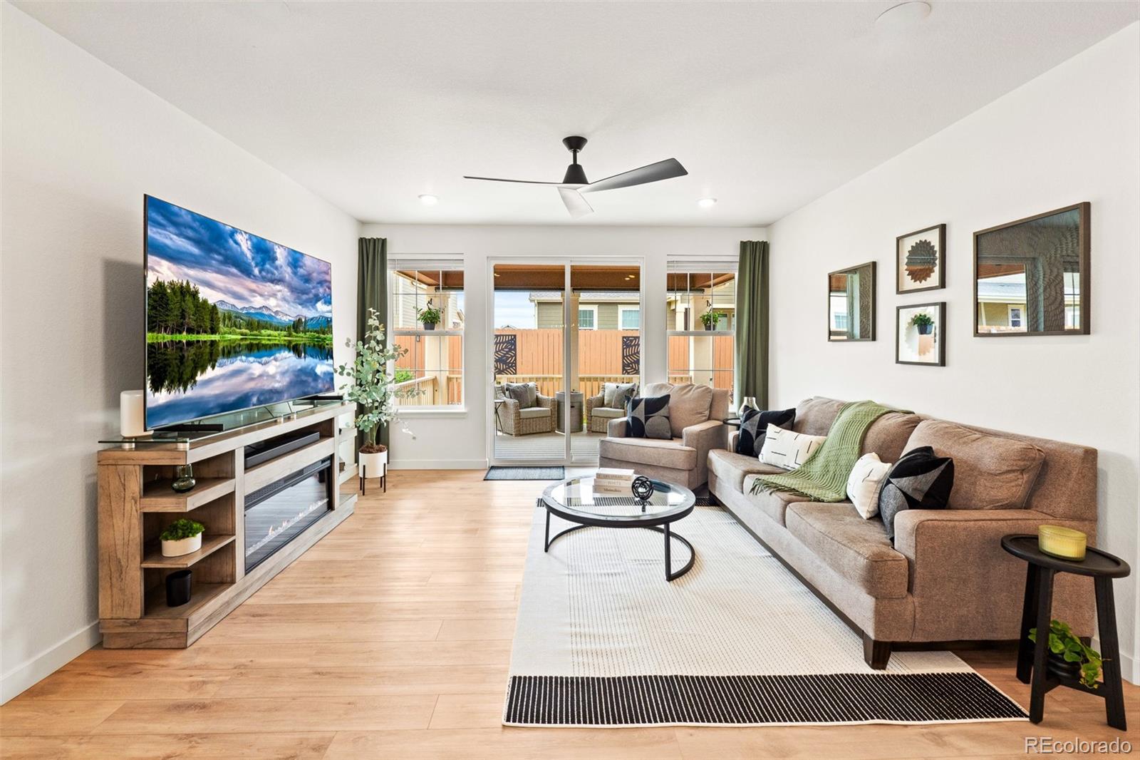 MLS Image #2 for 16309  st paul drive,thornton, Colorado