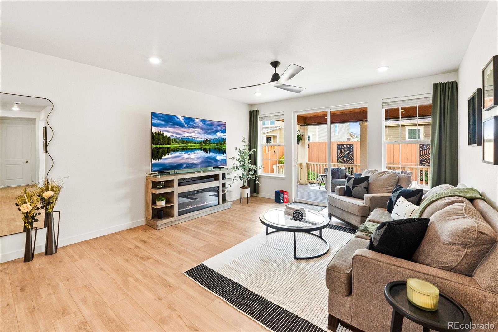MLS Image #8 for 16309  st paul drive,thornton, Colorado