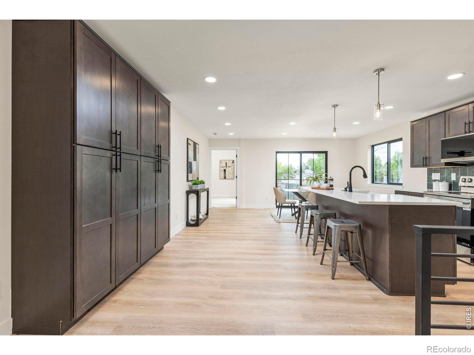 MLS Image #11 for 10702  moore way,broomfield, Colorado
