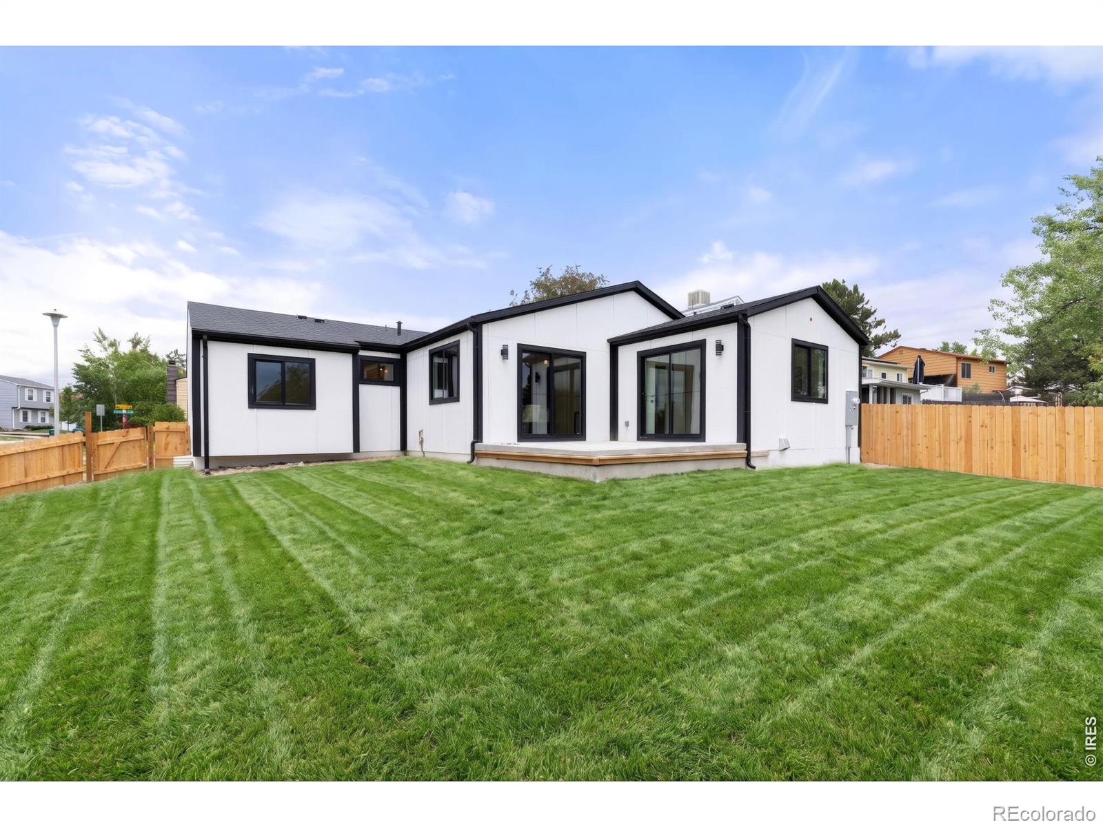 MLS Image #33 for 10702  moore way,broomfield, Colorado
