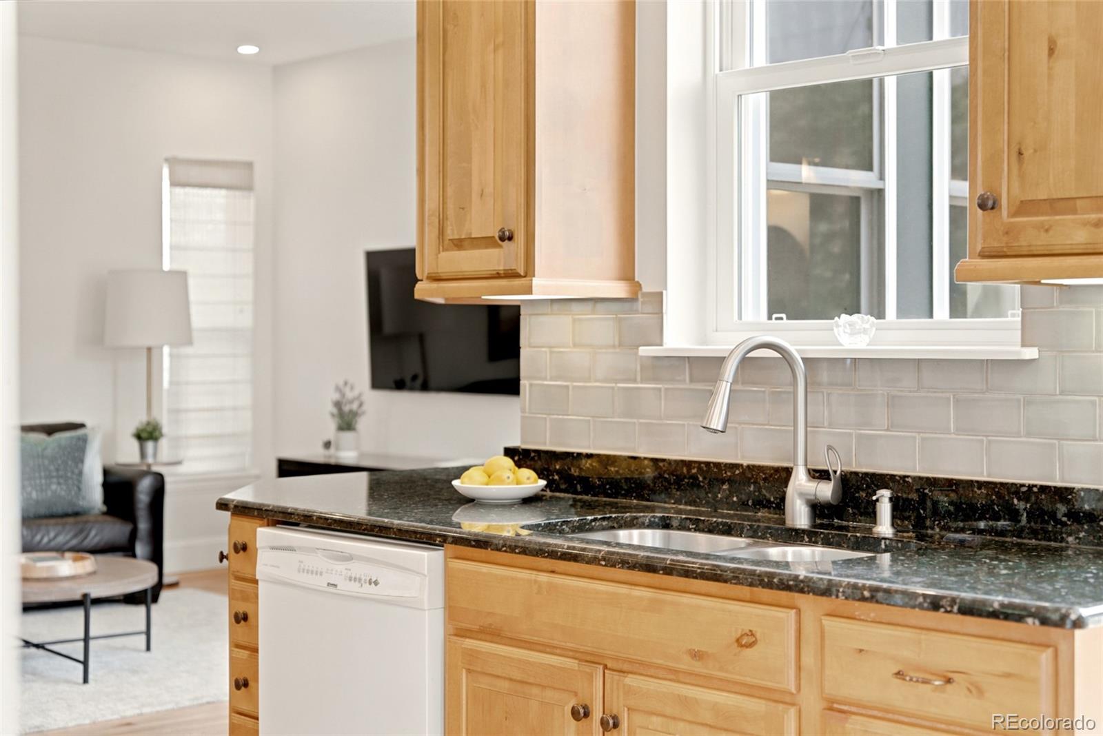 MLS Image #13 for 3333 w 31st avenue,denver, Colorado