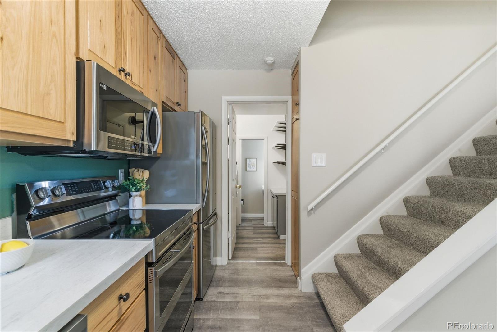 MLS Image #11 for 1739 s lee street c,lakewood, Colorado