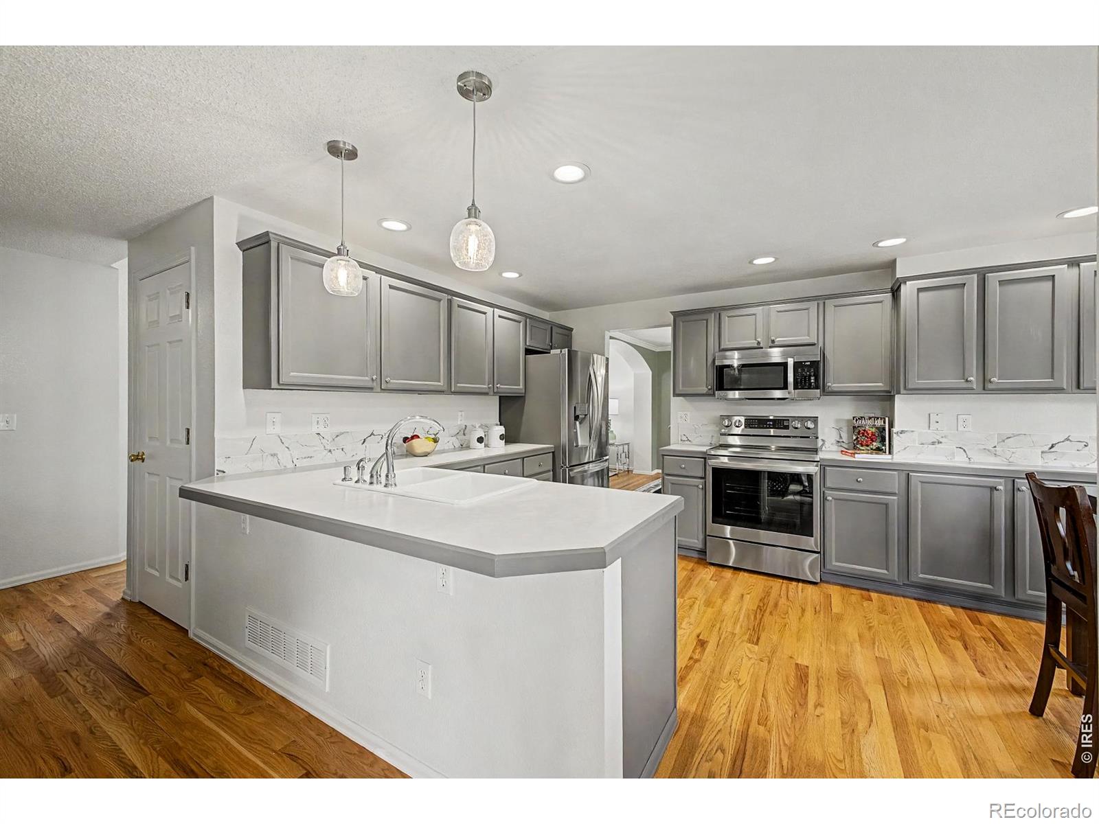 MLS Image #12 for 223  yellowfield way,erie, Colorado
