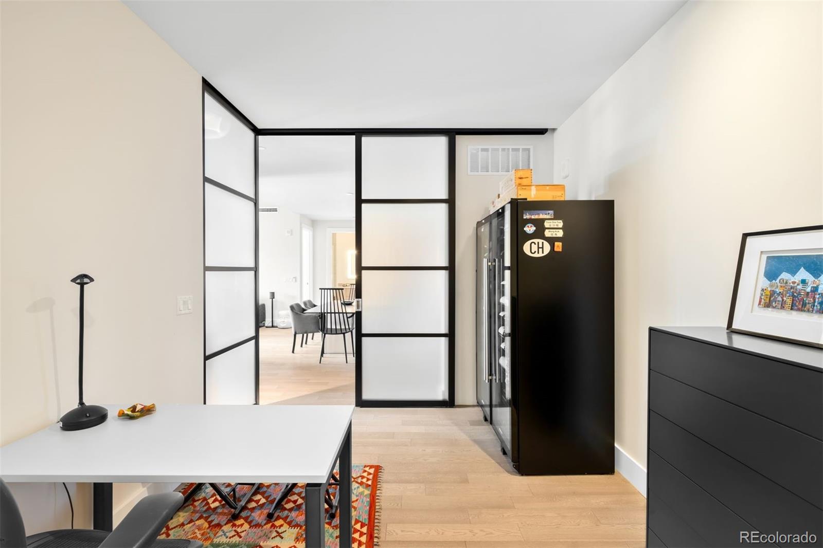MLS Image #12 for 155  steele street 1017,denver, Colorado